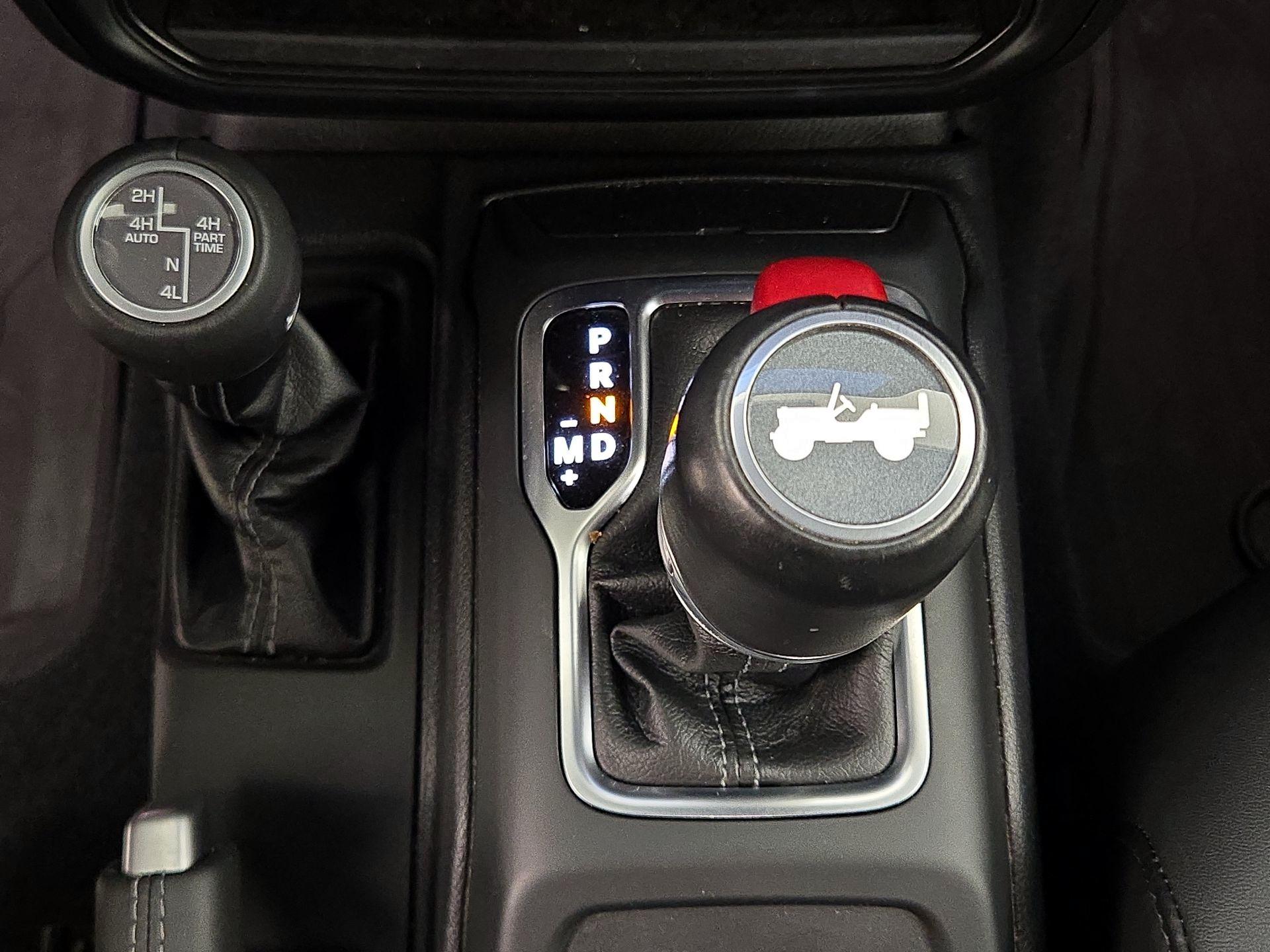 Thumbnail: 2024 Jeep Wrangler - 18
