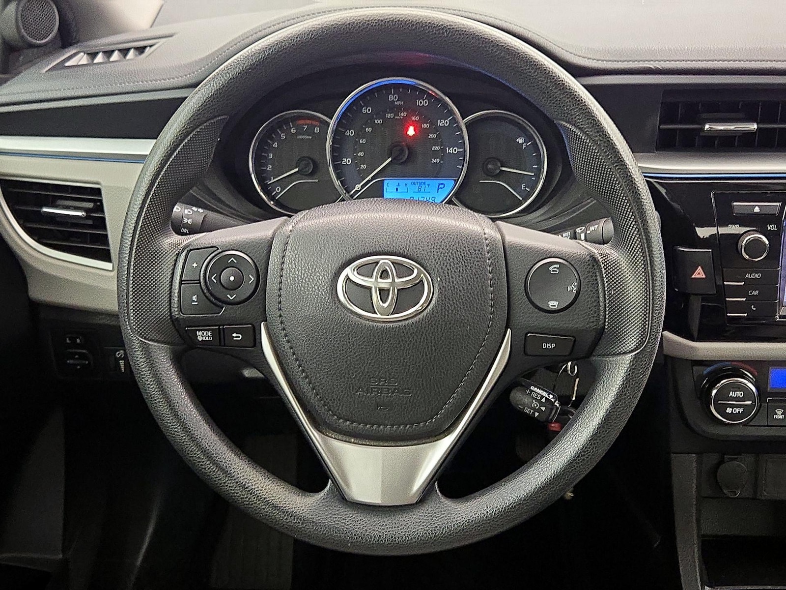 2015 Toyota Corolla LE - Photo 11
