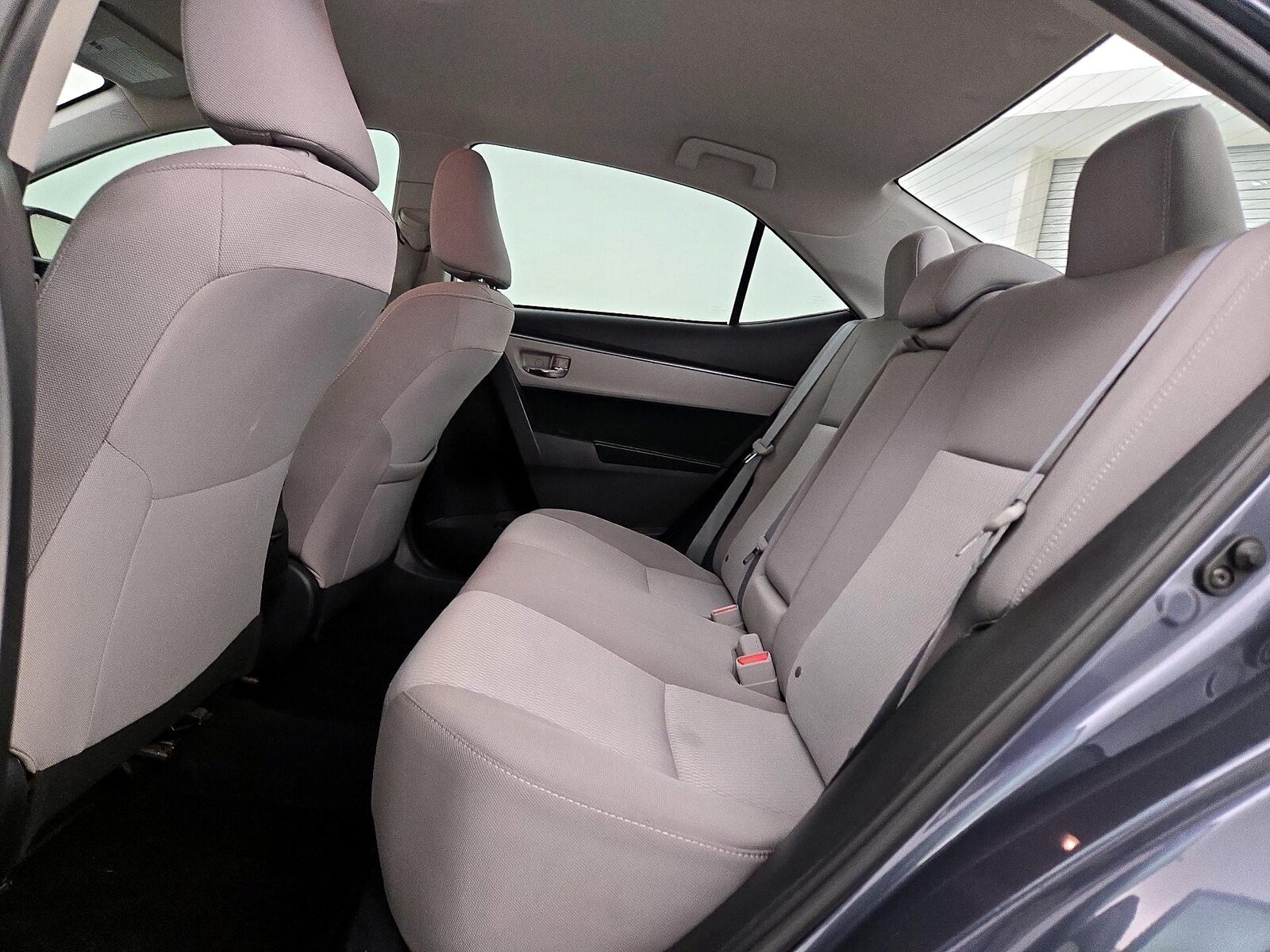 2015 Toyota Corolla LE - Photo 20