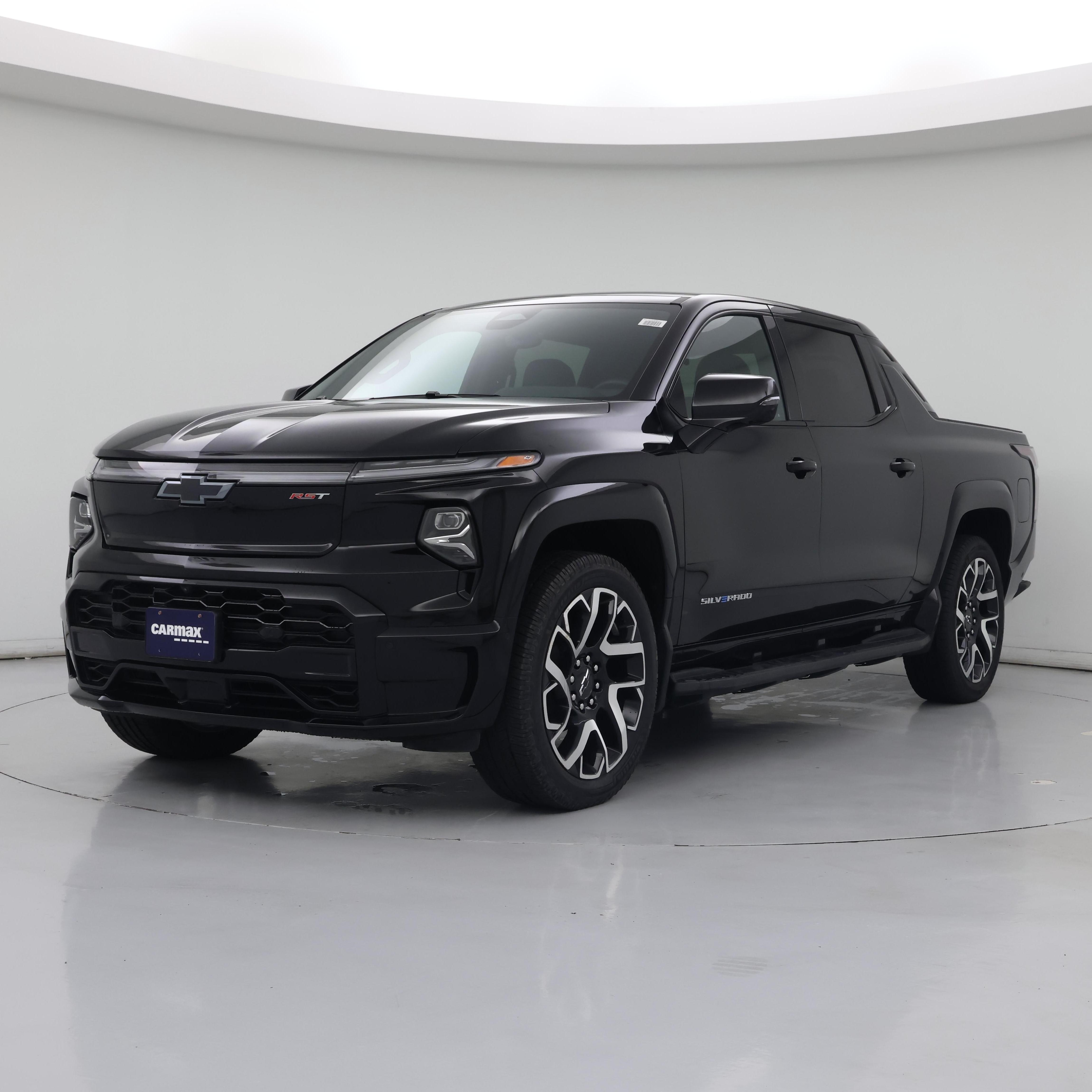 Thumbnail: 2024 Chevrolet Silverado EV - 4
