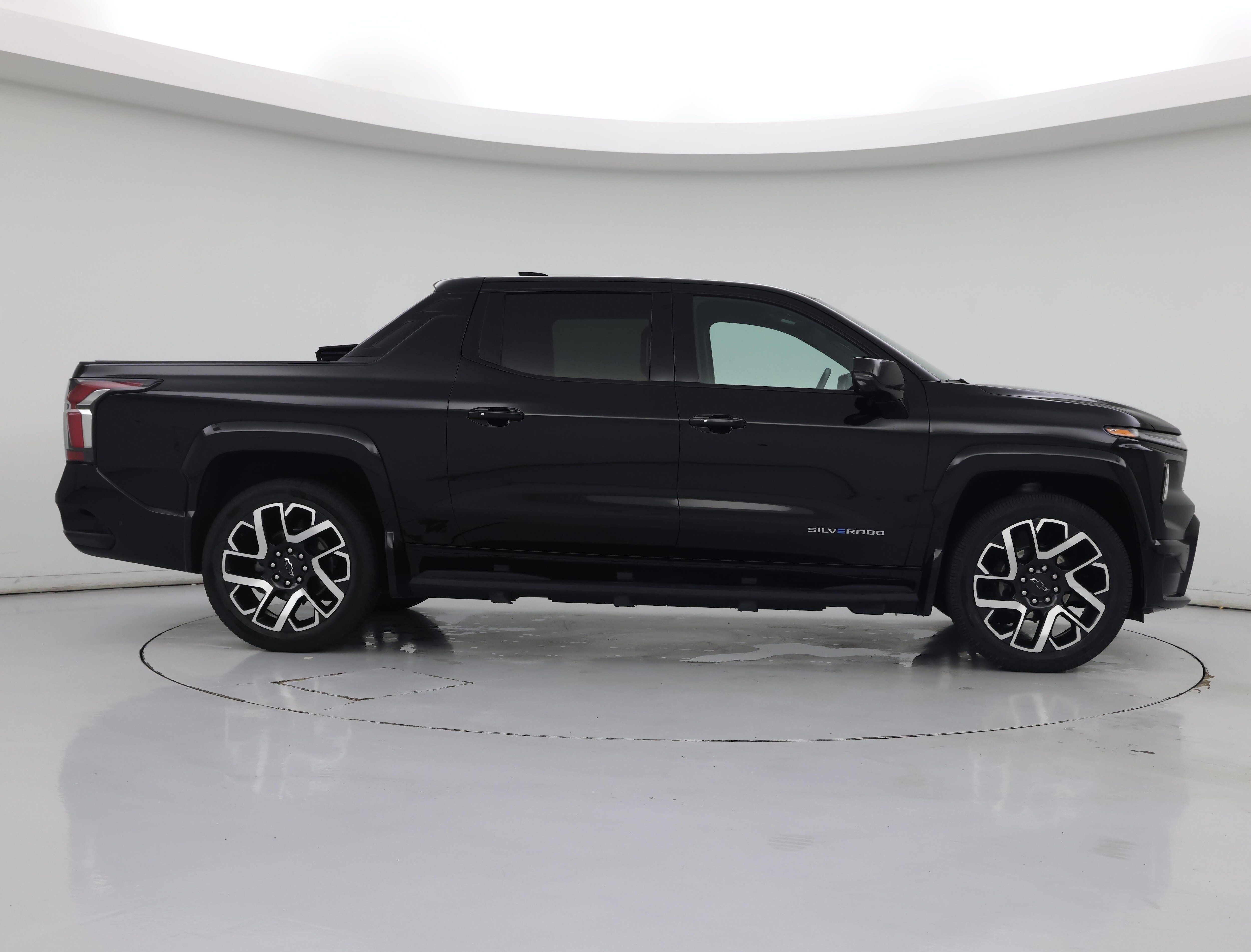 Thumbnail: 2024 Chevrolet Silverado EV - 7