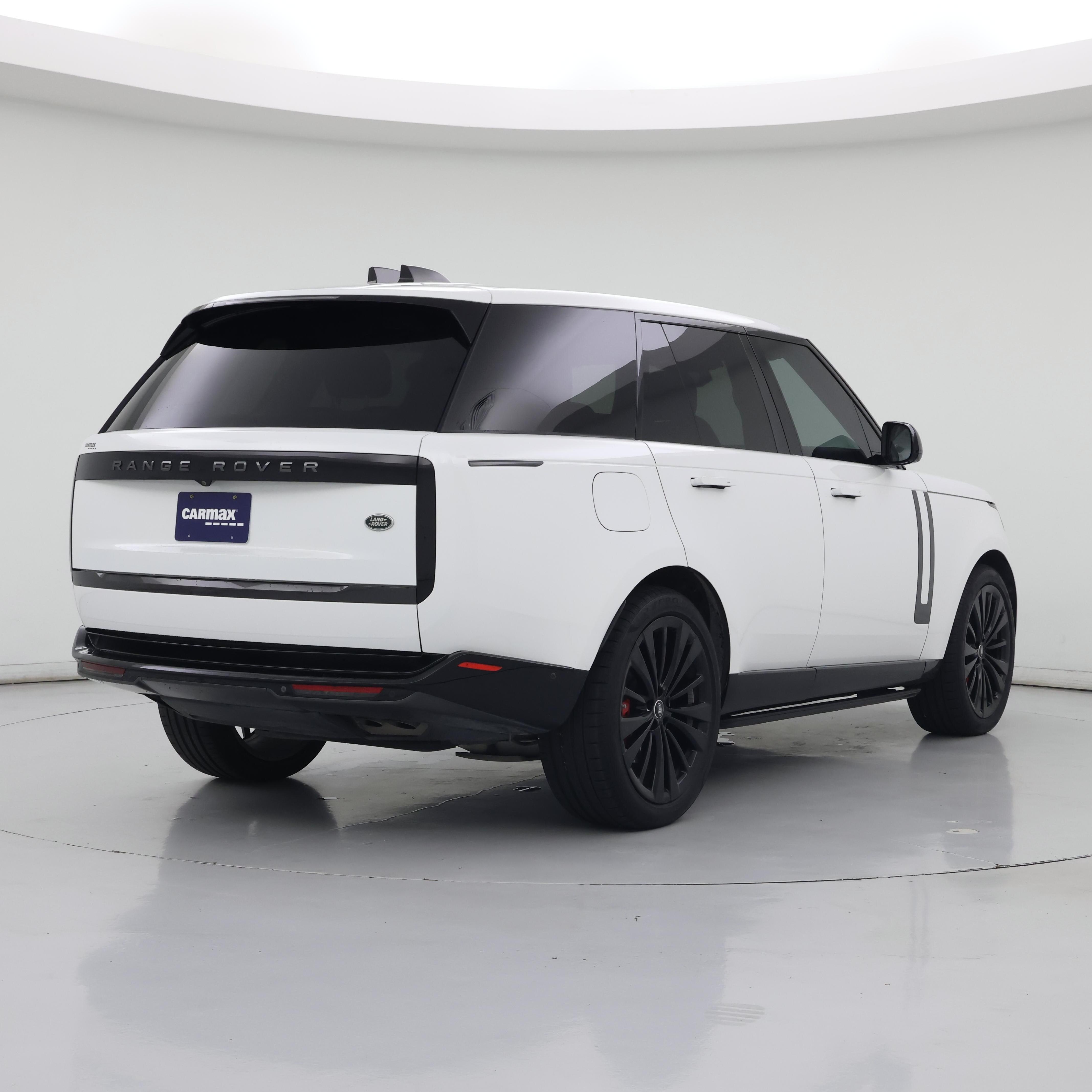 Thumbnail: 2023 Land Rover Range Rover - 8