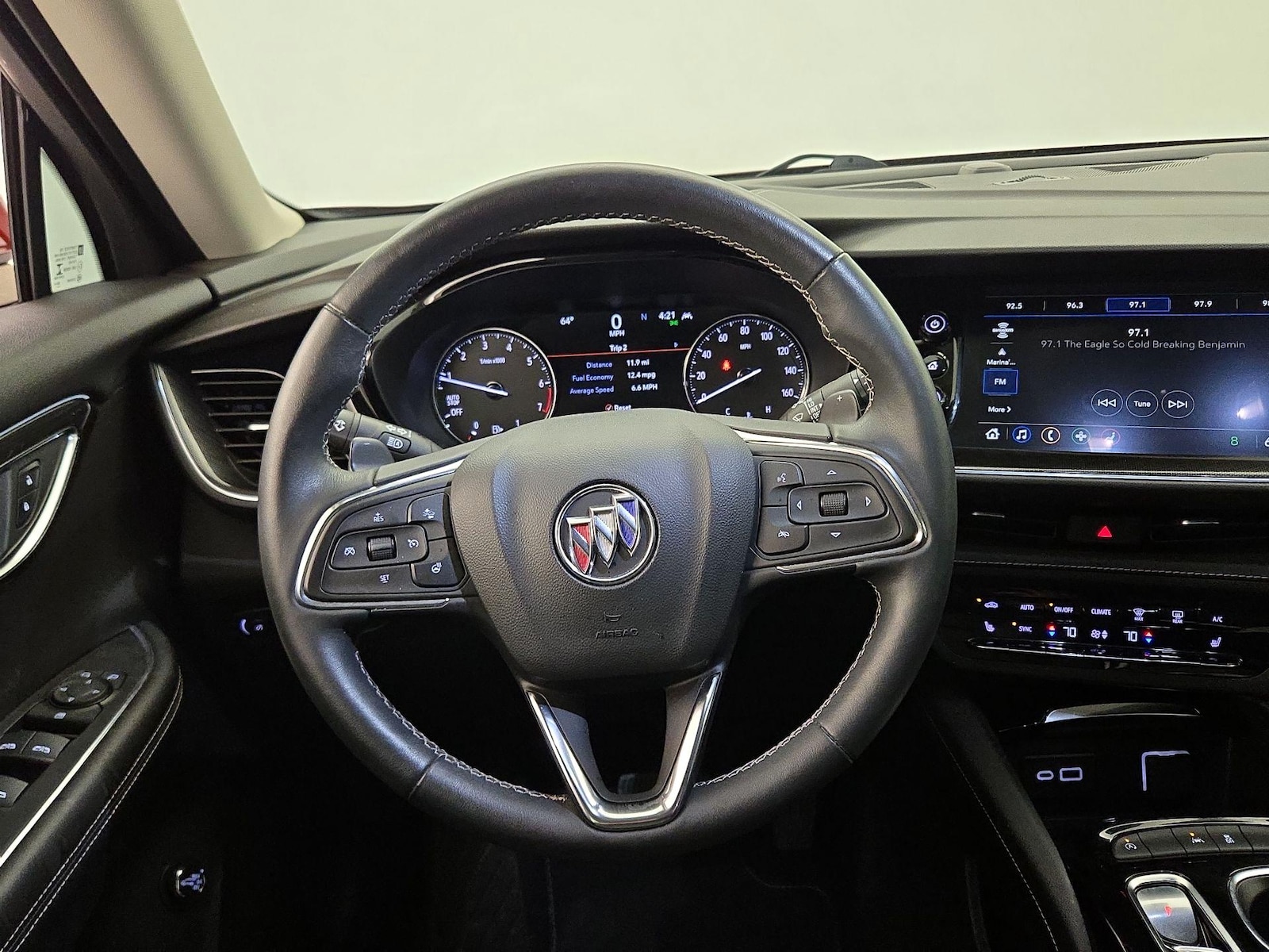 2023 Buick Envision Essence - Photo 11