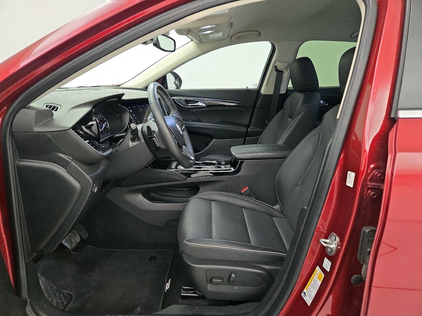 2023 Buick Envision Essence - Photo 12