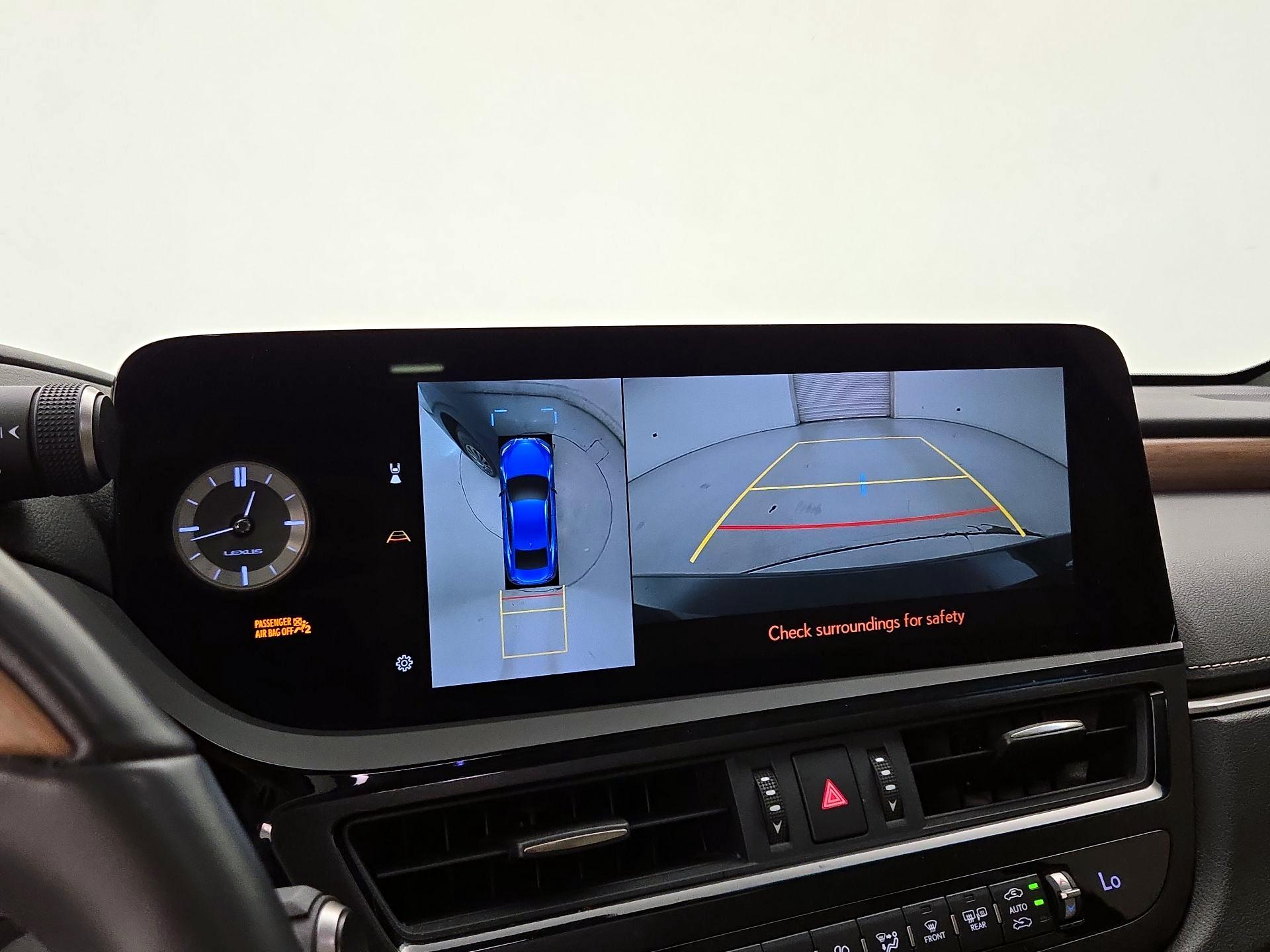 Thumbnail: 2024 Lexus ES - 15