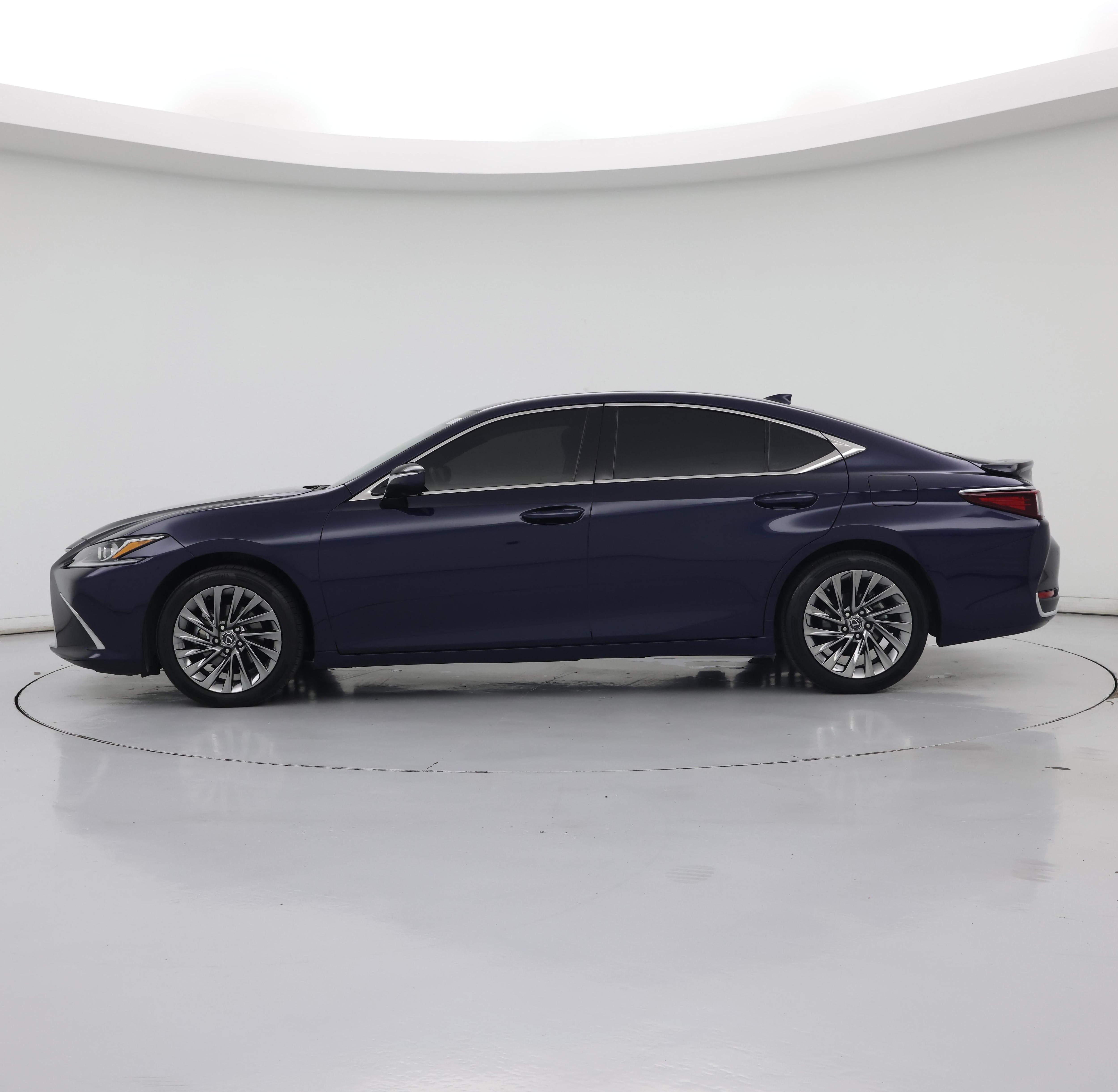 Thumbnail: 2024 Lexus ES - 3