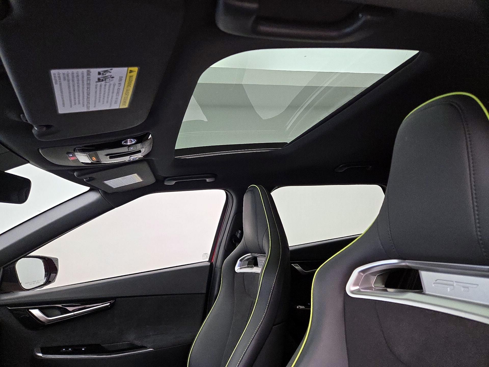 Thumbnail: 2023 Kia EV6 - 20