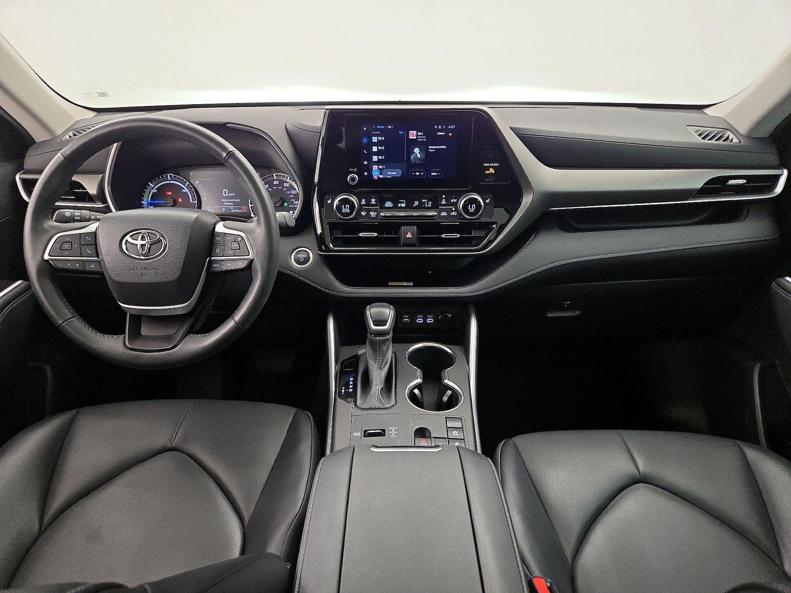 Apple CarPlay® & Android Auto™