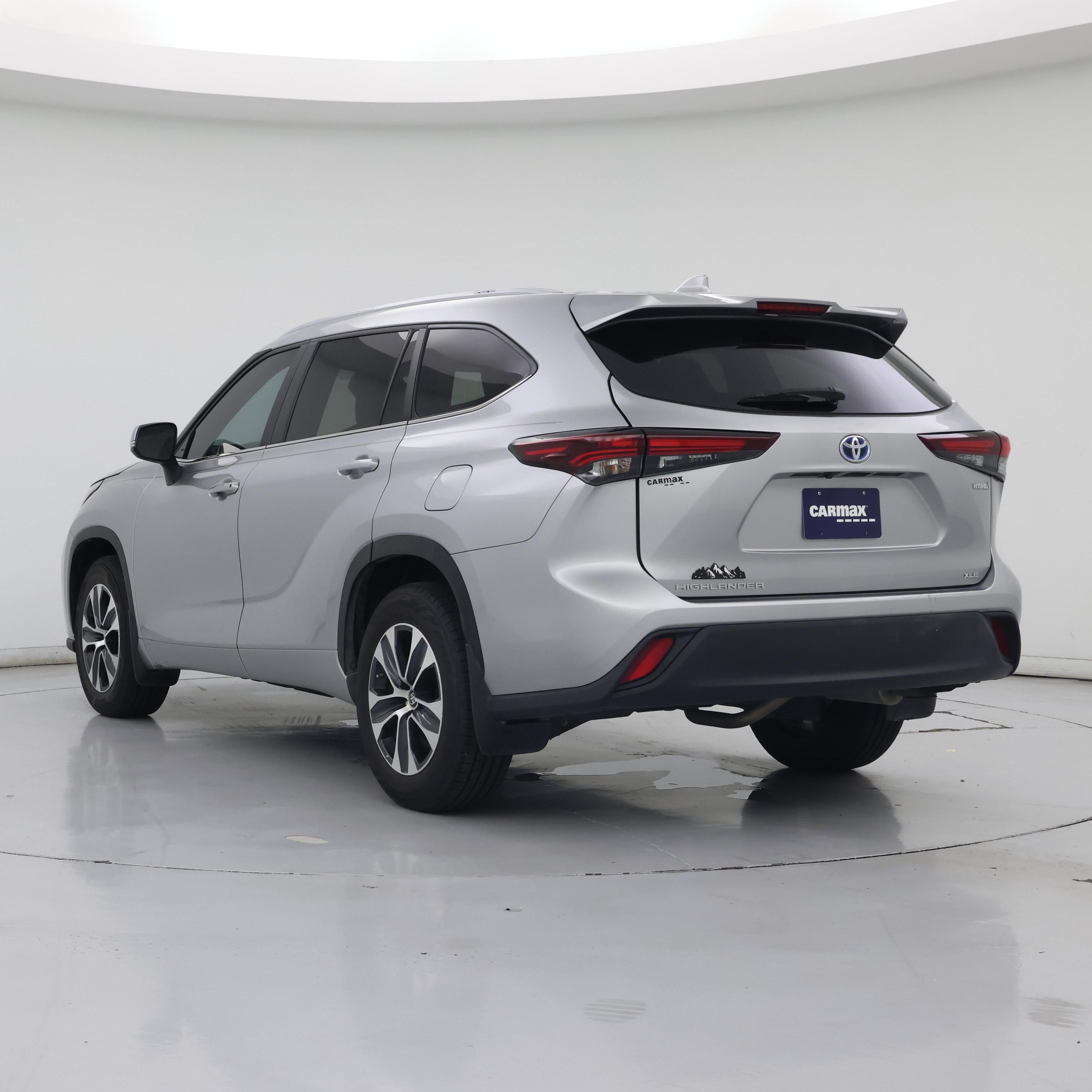 Thumbnail: 2024 Toyota Highlander - 2