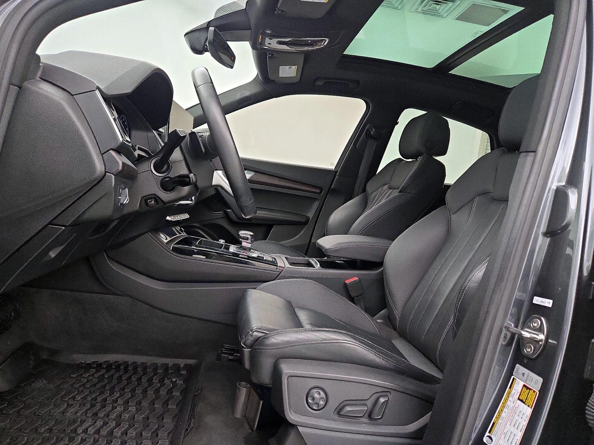Thumbnail: 2022 Audi Q5 - 11