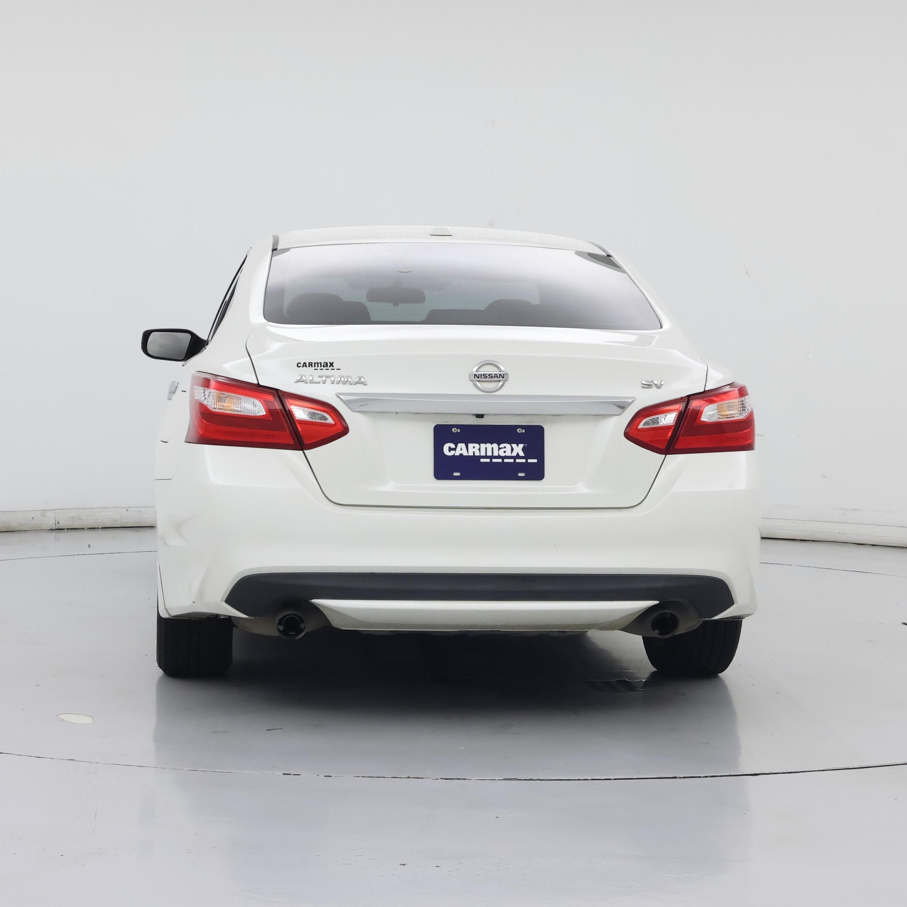 Thumbnail: 2016 Nissan Altima - 6