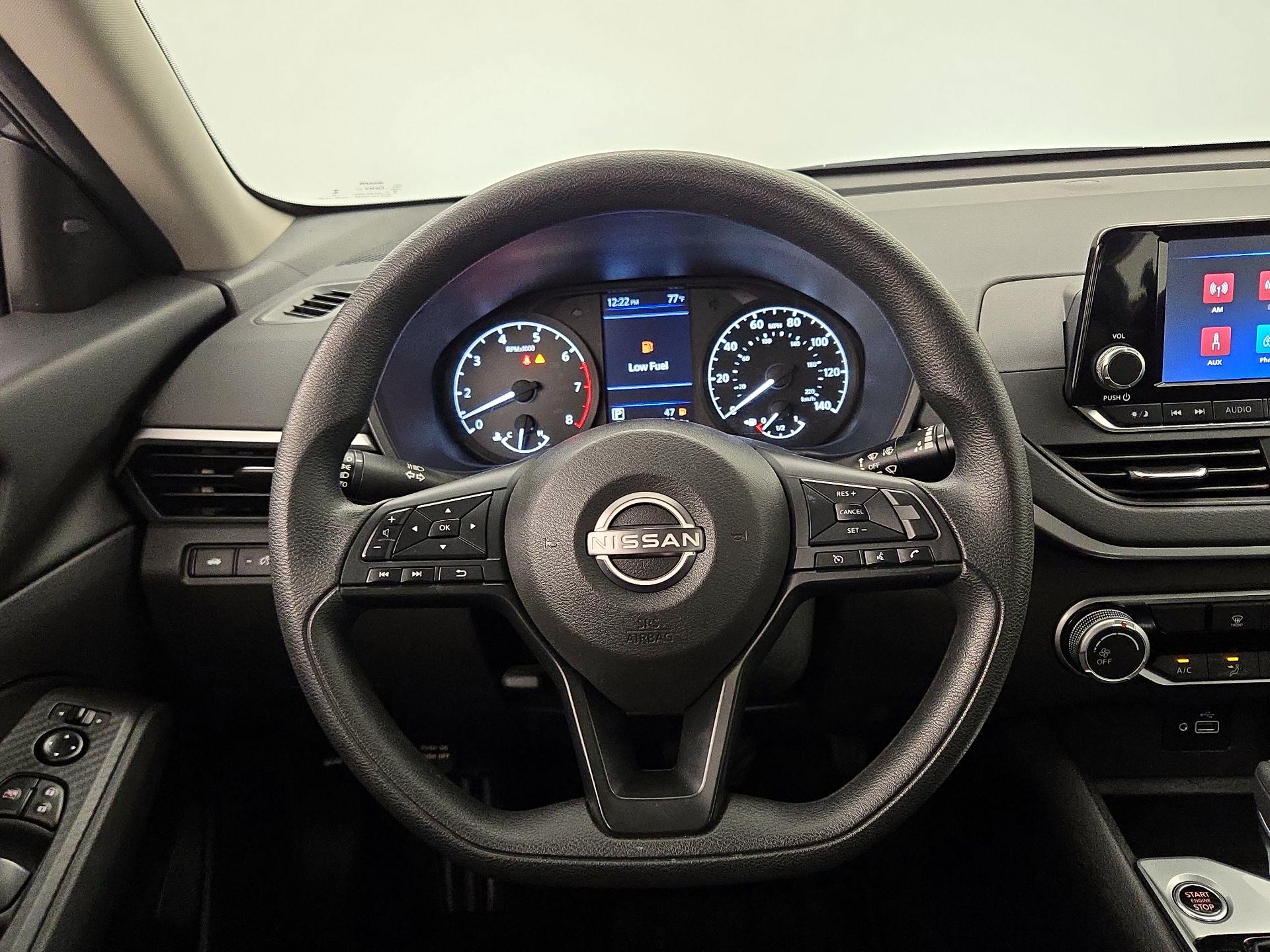 Thumbnail: 2023 Nissan Altima - 10