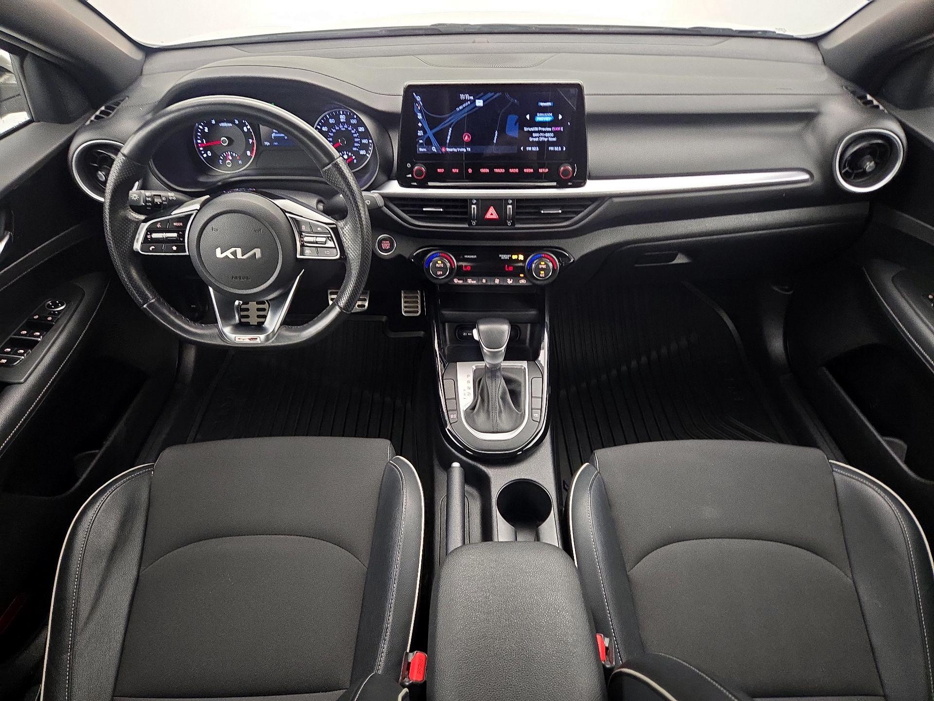 Thumbnail: 2023 Kia Forte - 9