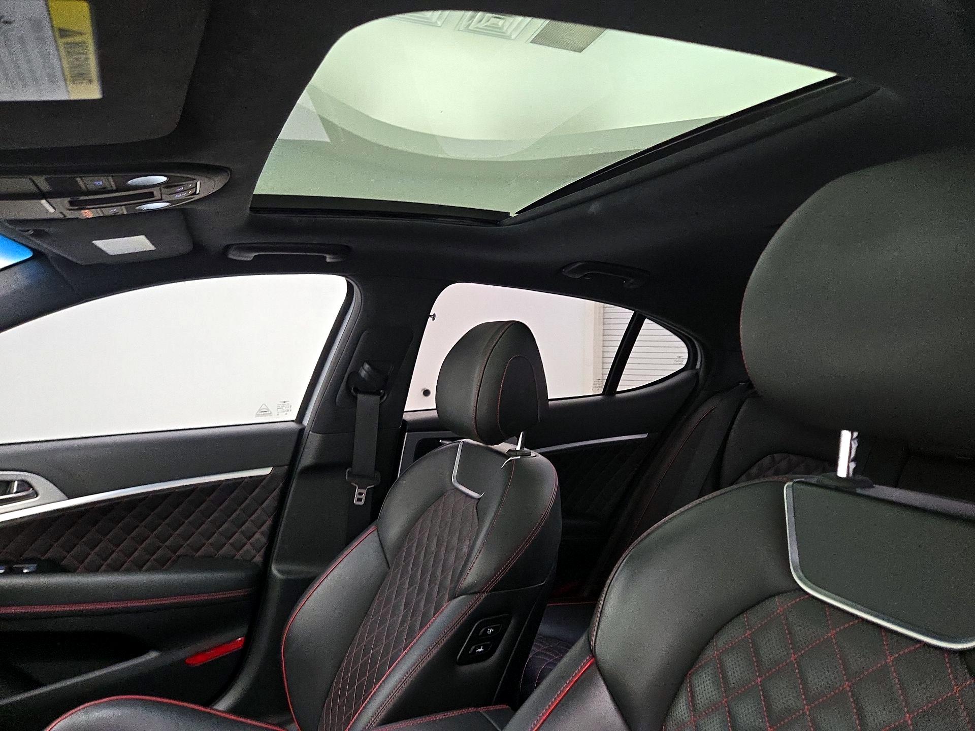 Thumbnail: 2019 Genesis G70 - 20
