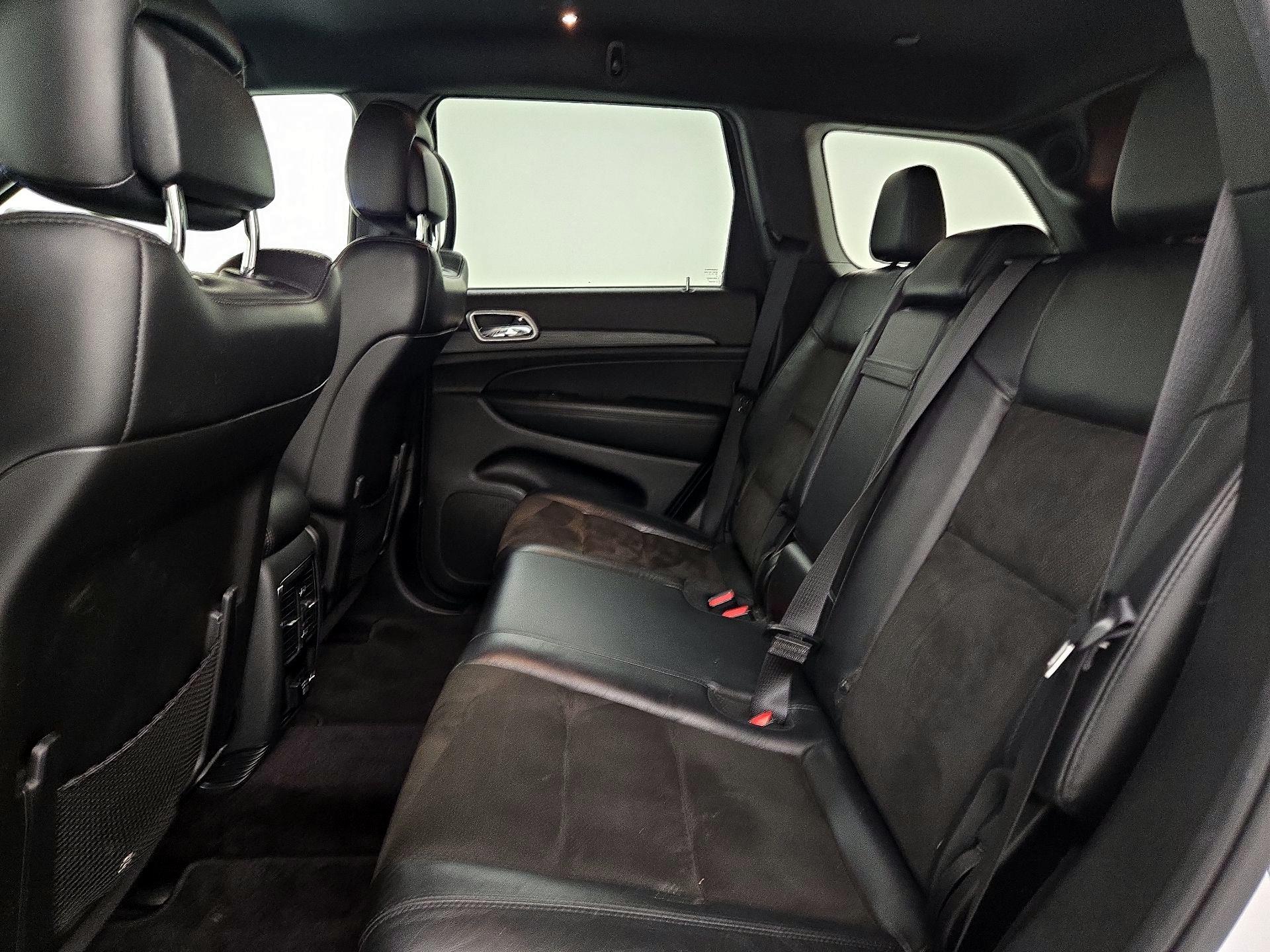 Thumbnail: 2019 Jeep Grand Cherokee - 20