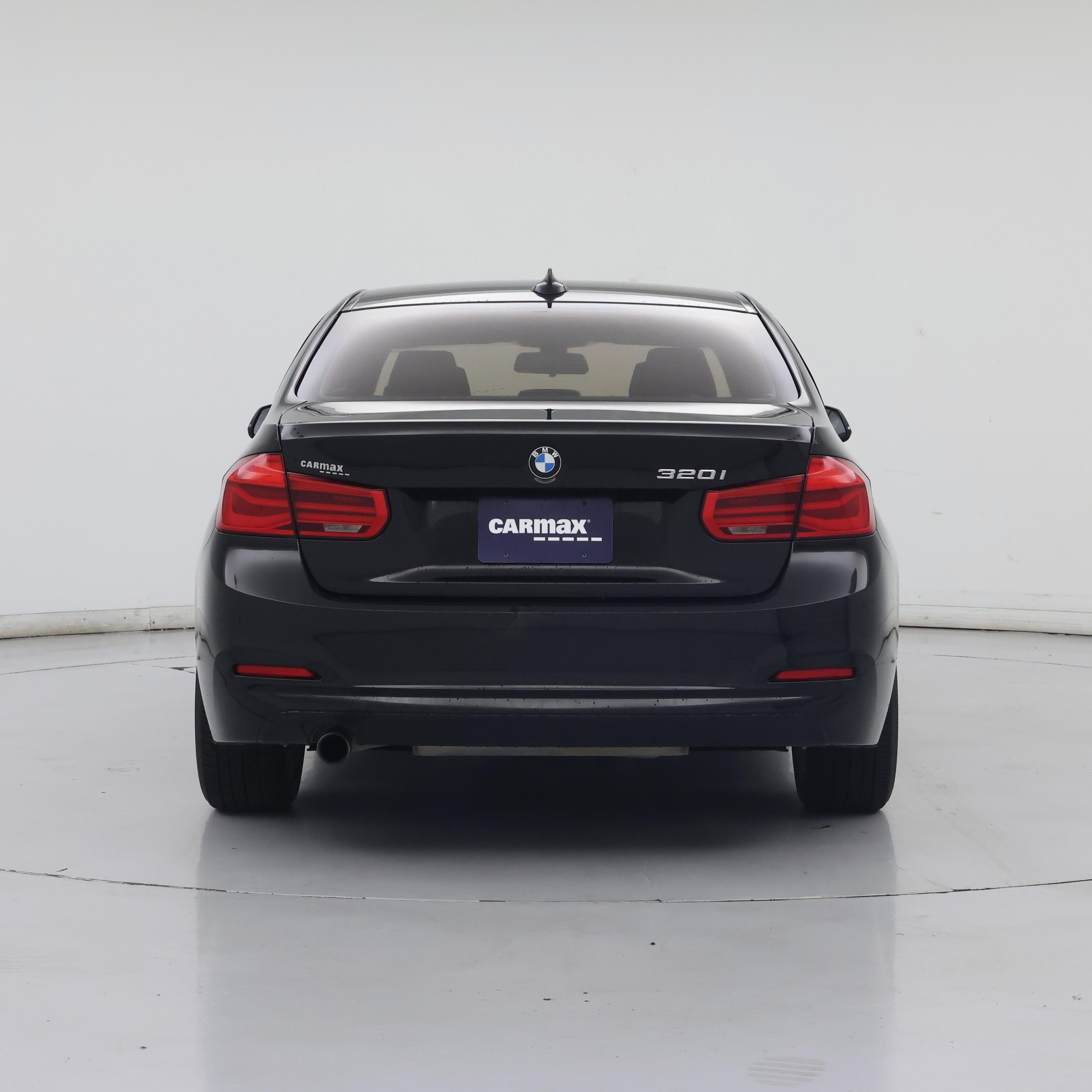 Thumbnail: 2017 BMW 3 Series - 6