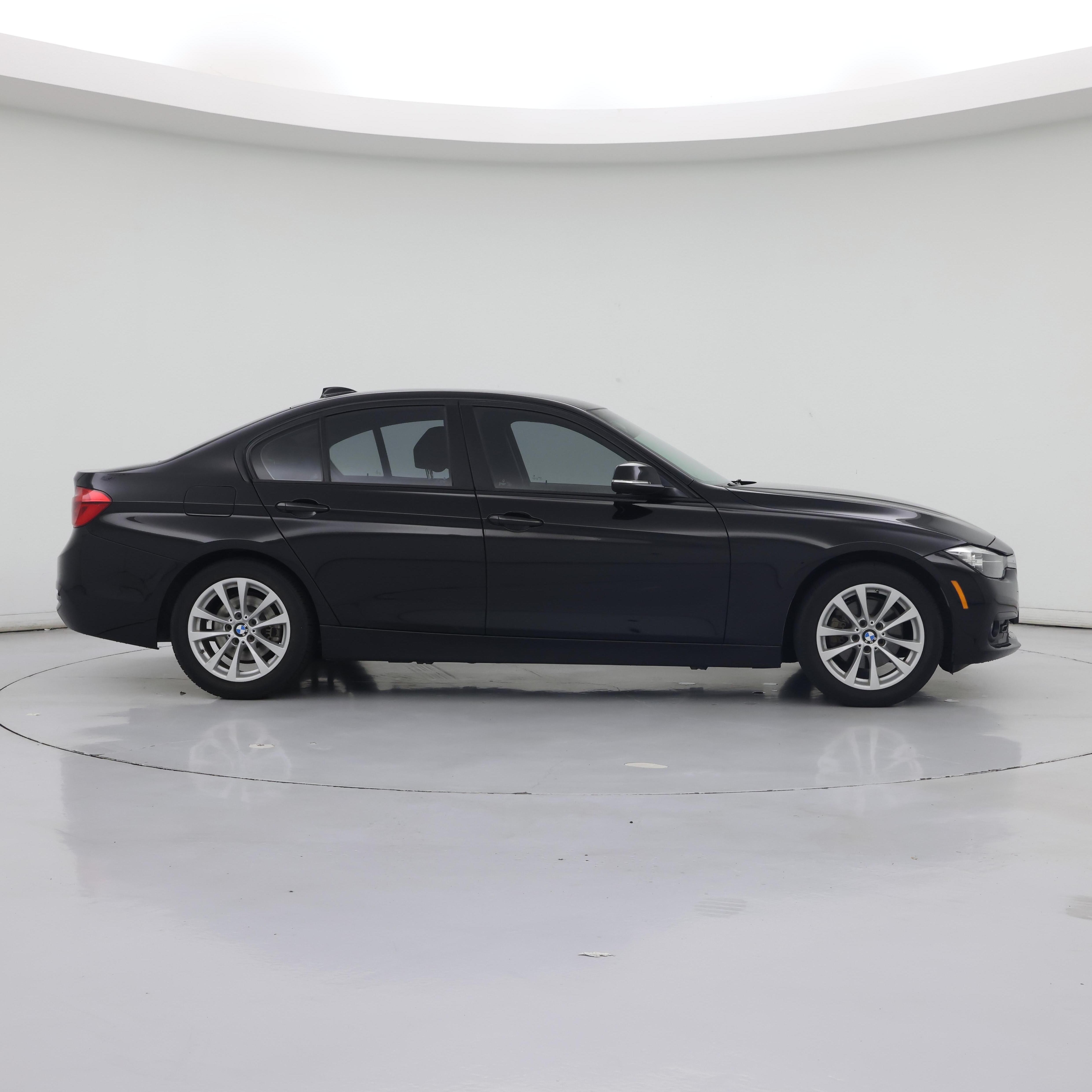 Thumbnail: 2017 BMW 3 Series - 7