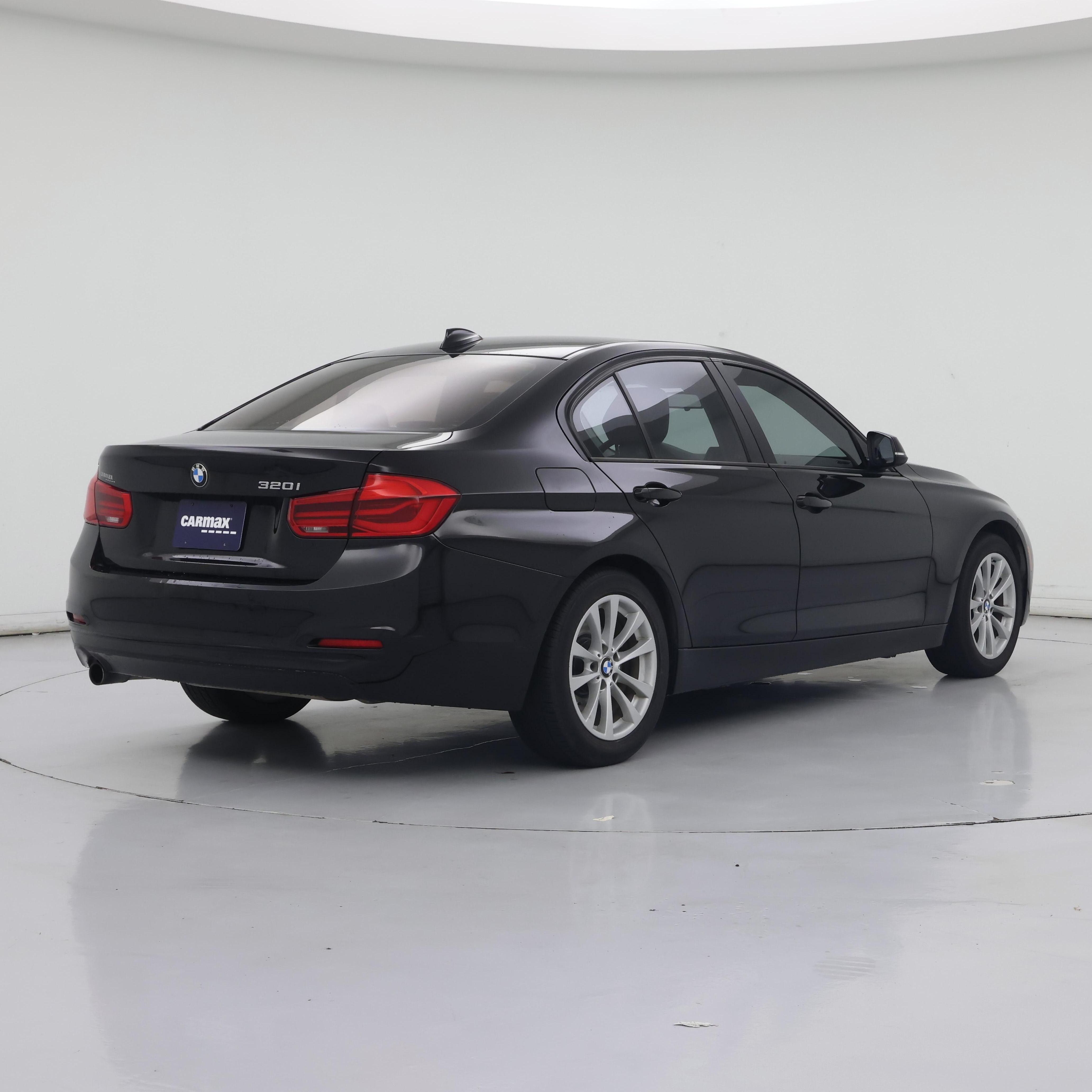 Thumbnail: 2017 BMW 3 Series - 8