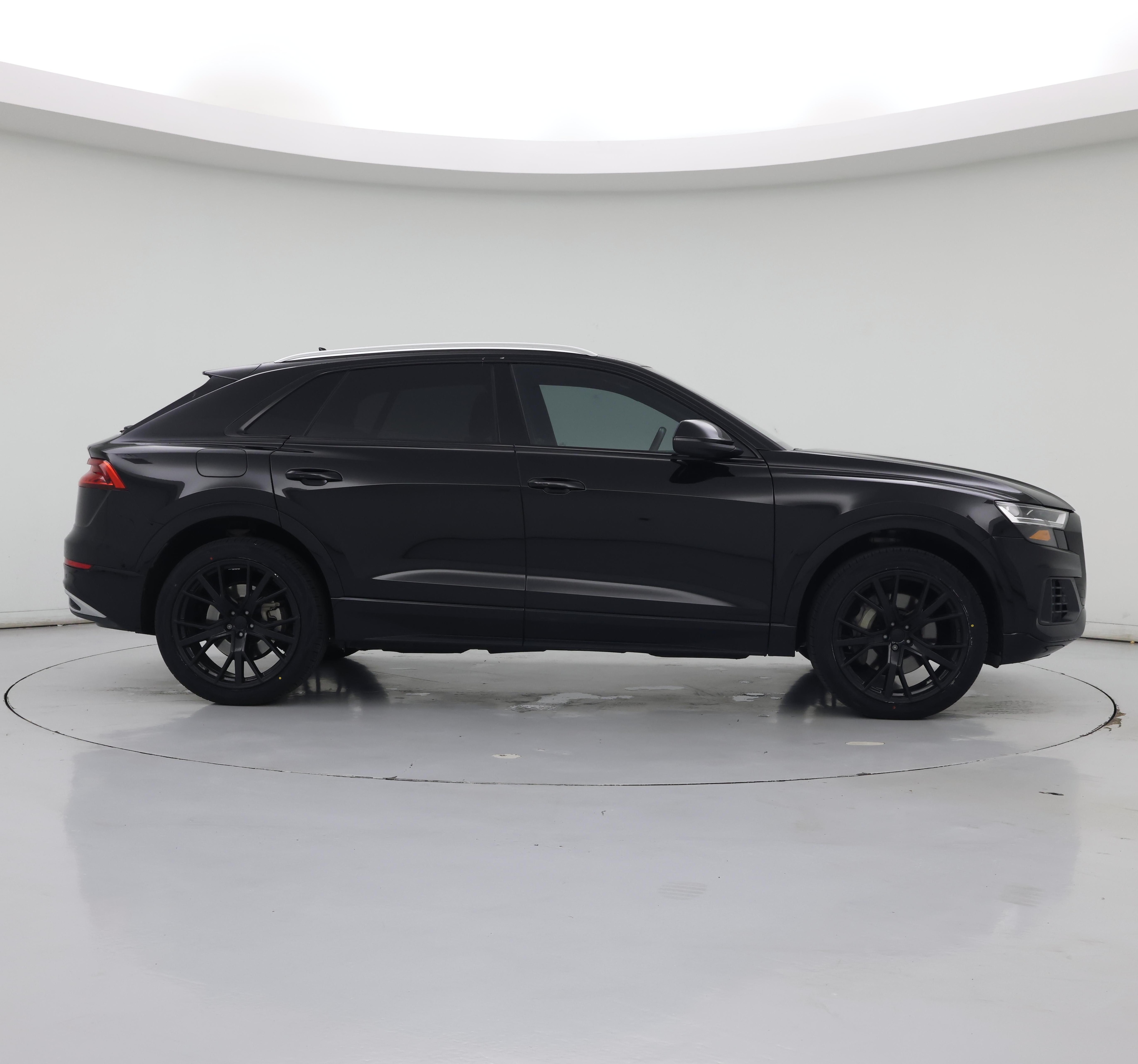 Thumbnail: 2019 Audi Q8 - 7