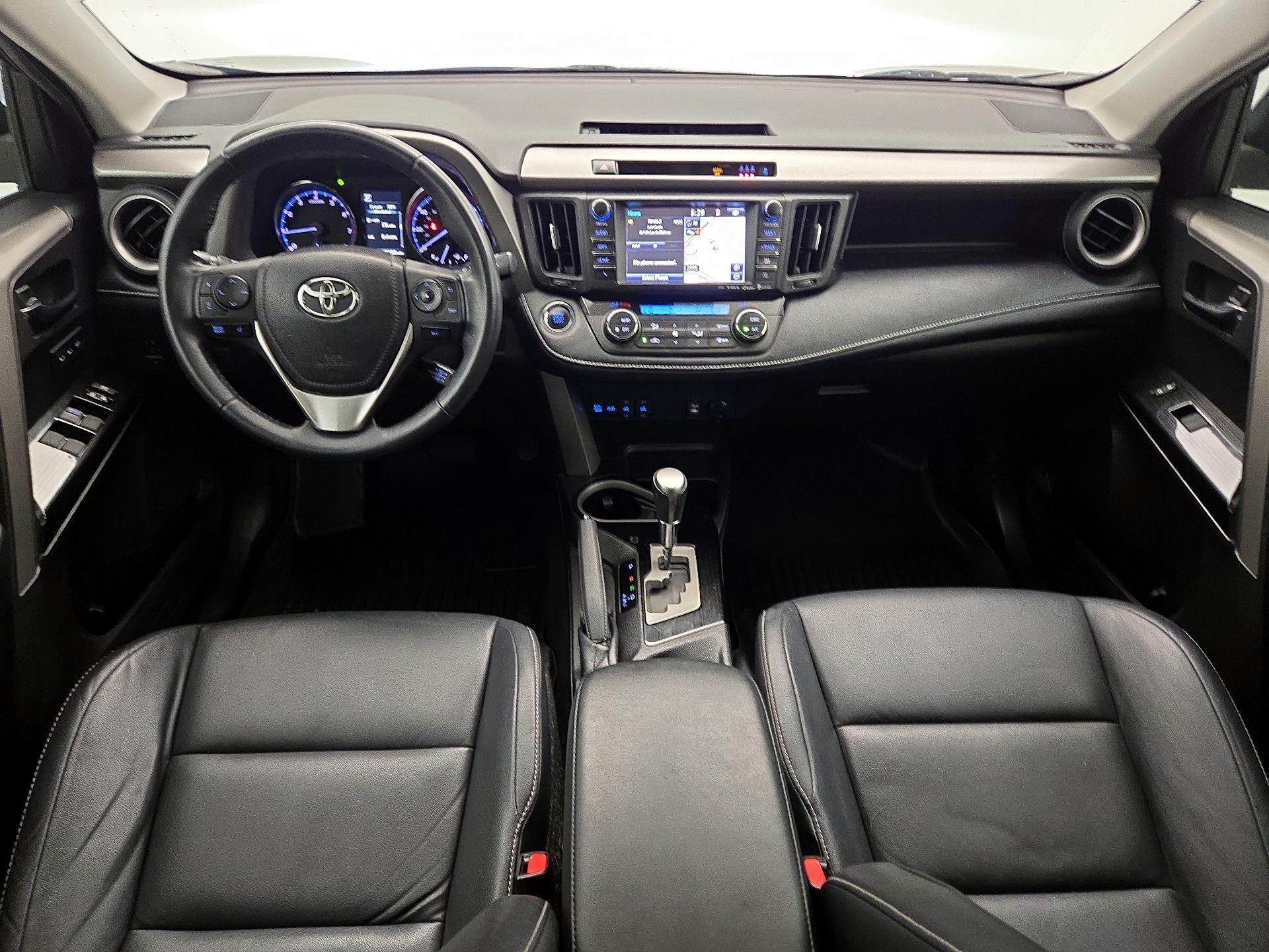 Thumbnail: 2018 Toyota RAV4 - 9