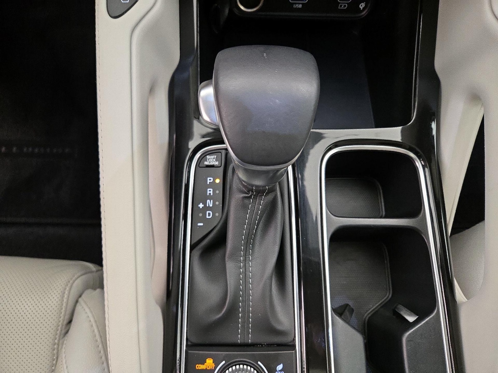 2024 Kia Telluride SX - Photo 19