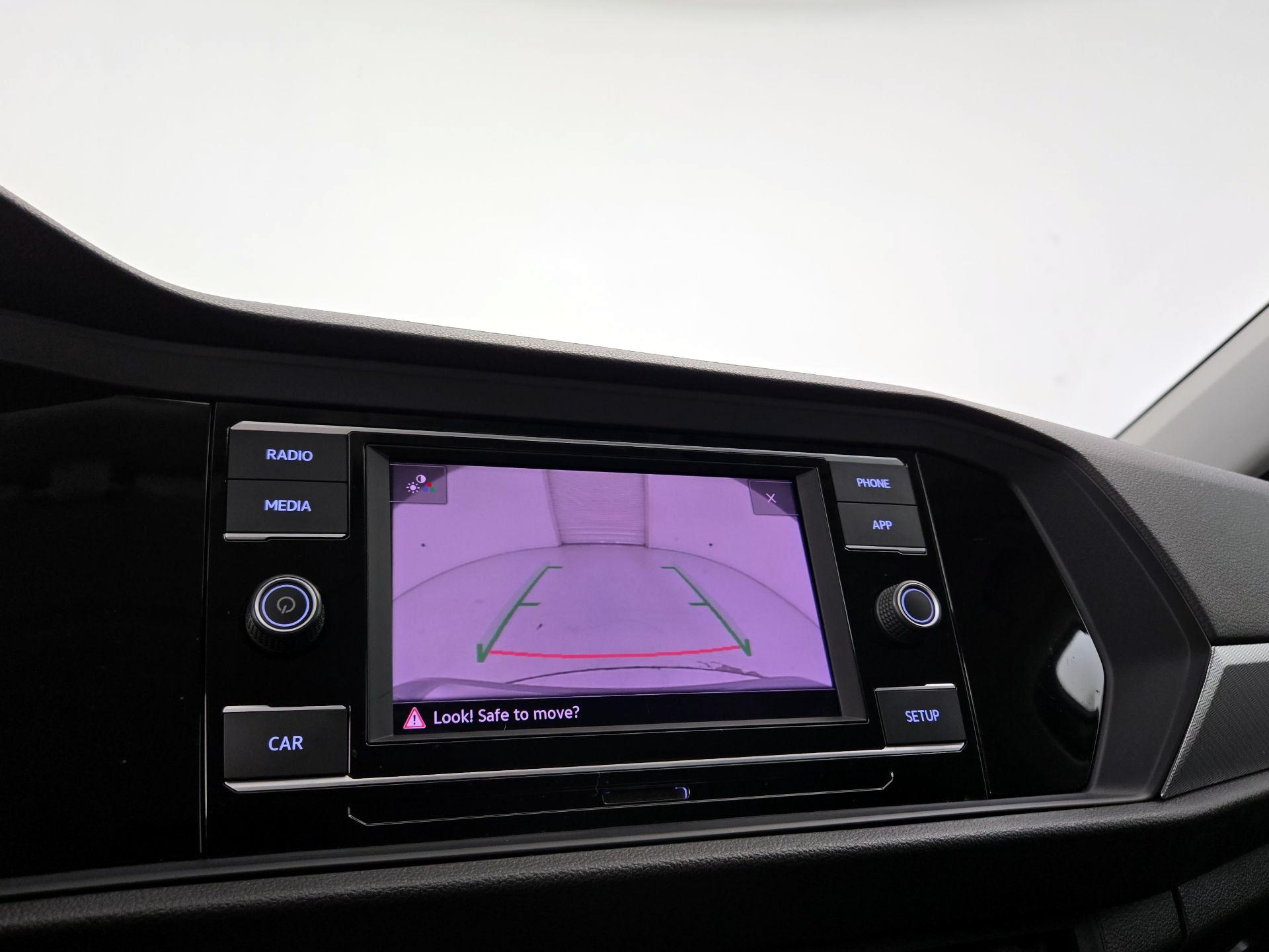 Thumbnail: 2019 Volkswagen Jetta - 14