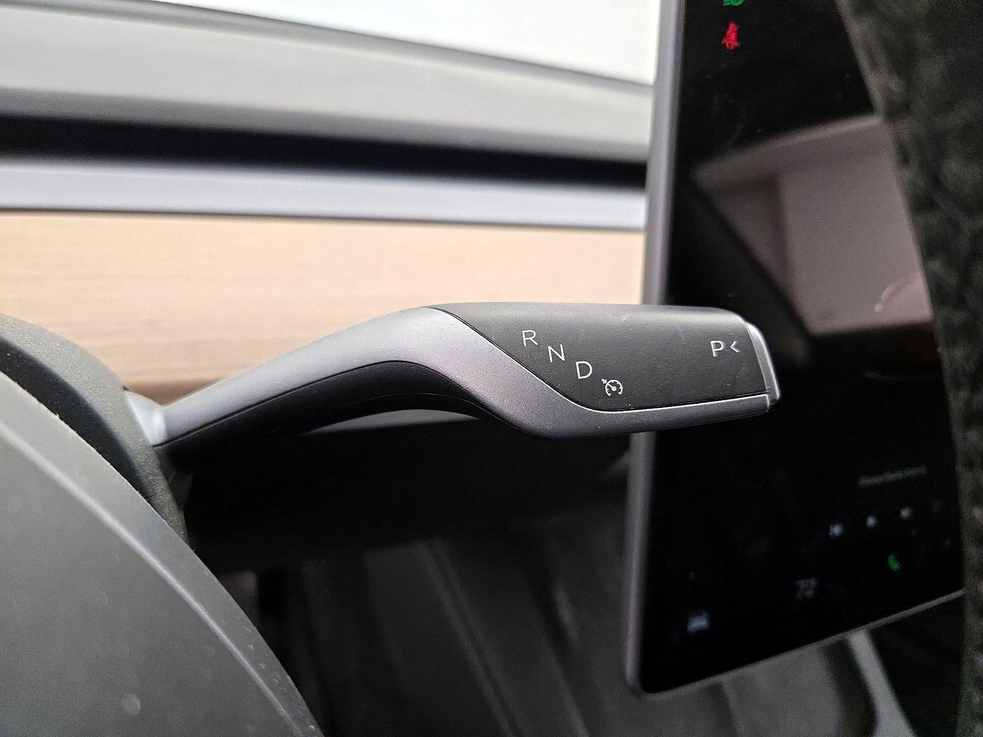 Thumbnail: 2023 Tesla Model 3 - 17