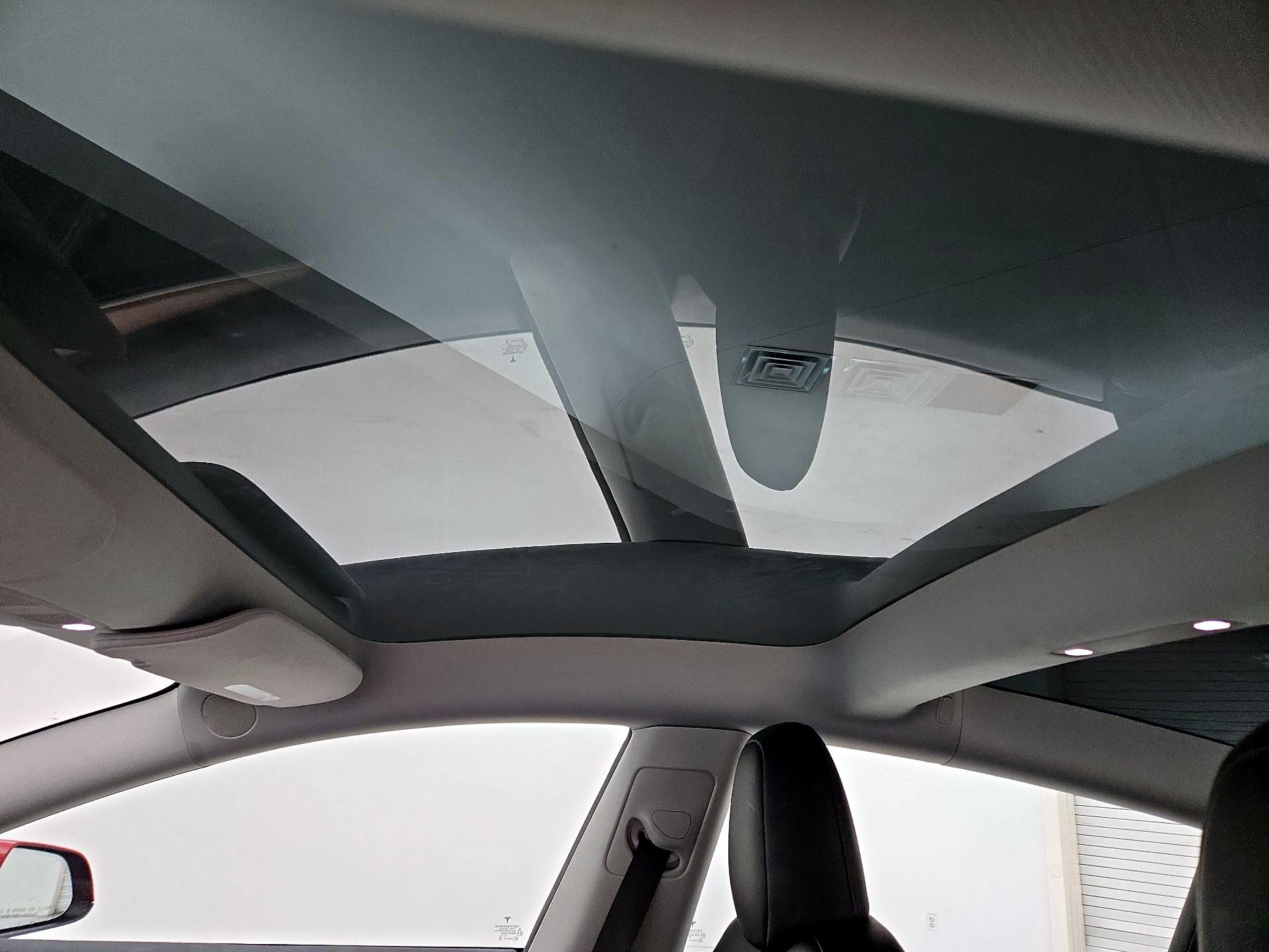 Thumbnail: 2023 Tesla Model 3 - 18