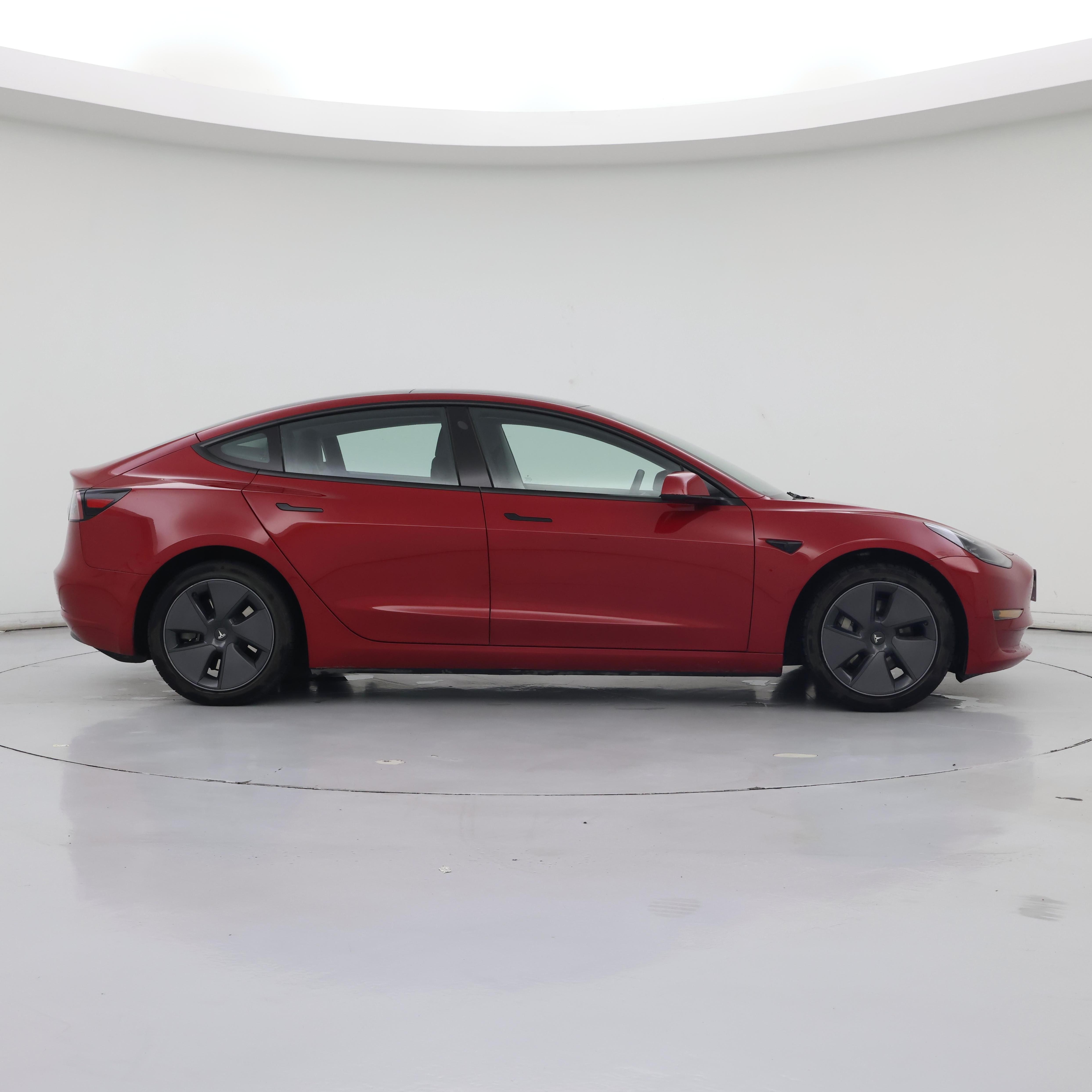 Thumbnail: 2023 Tesla Model 3 - 7
