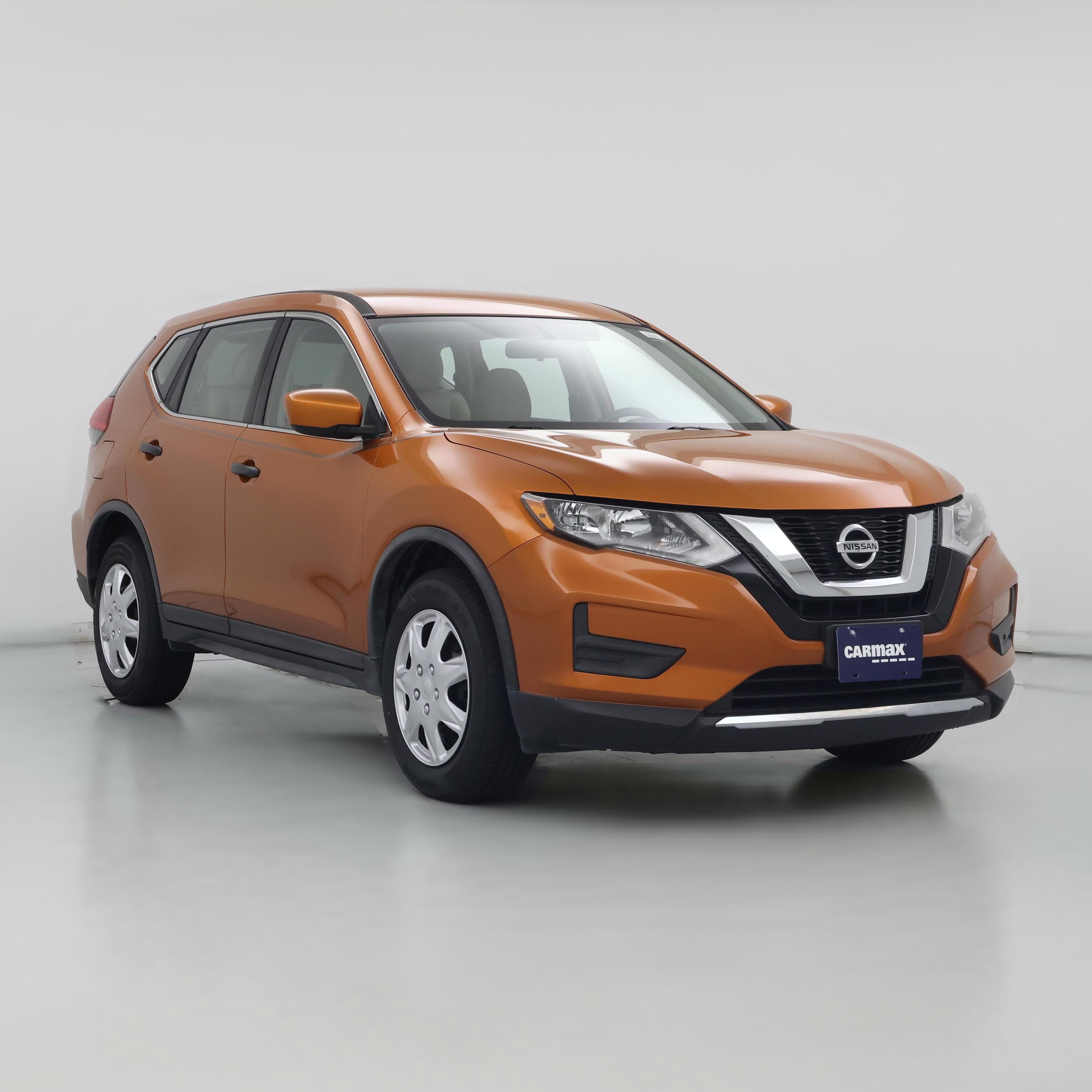 Thumbnail: 2017 Nissan Rogue - 1