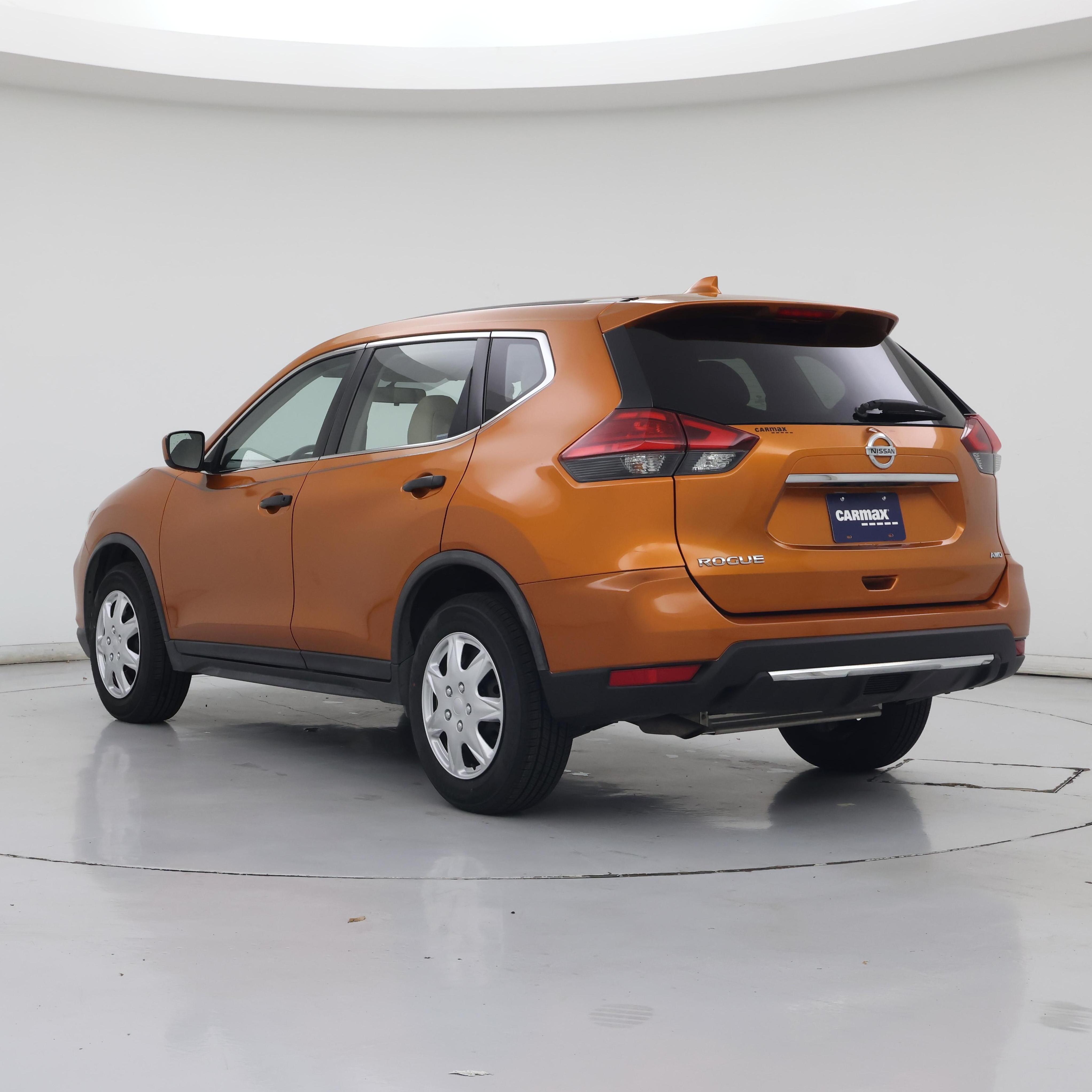 Thumbnail: 2017 Nissan Rogue - 2