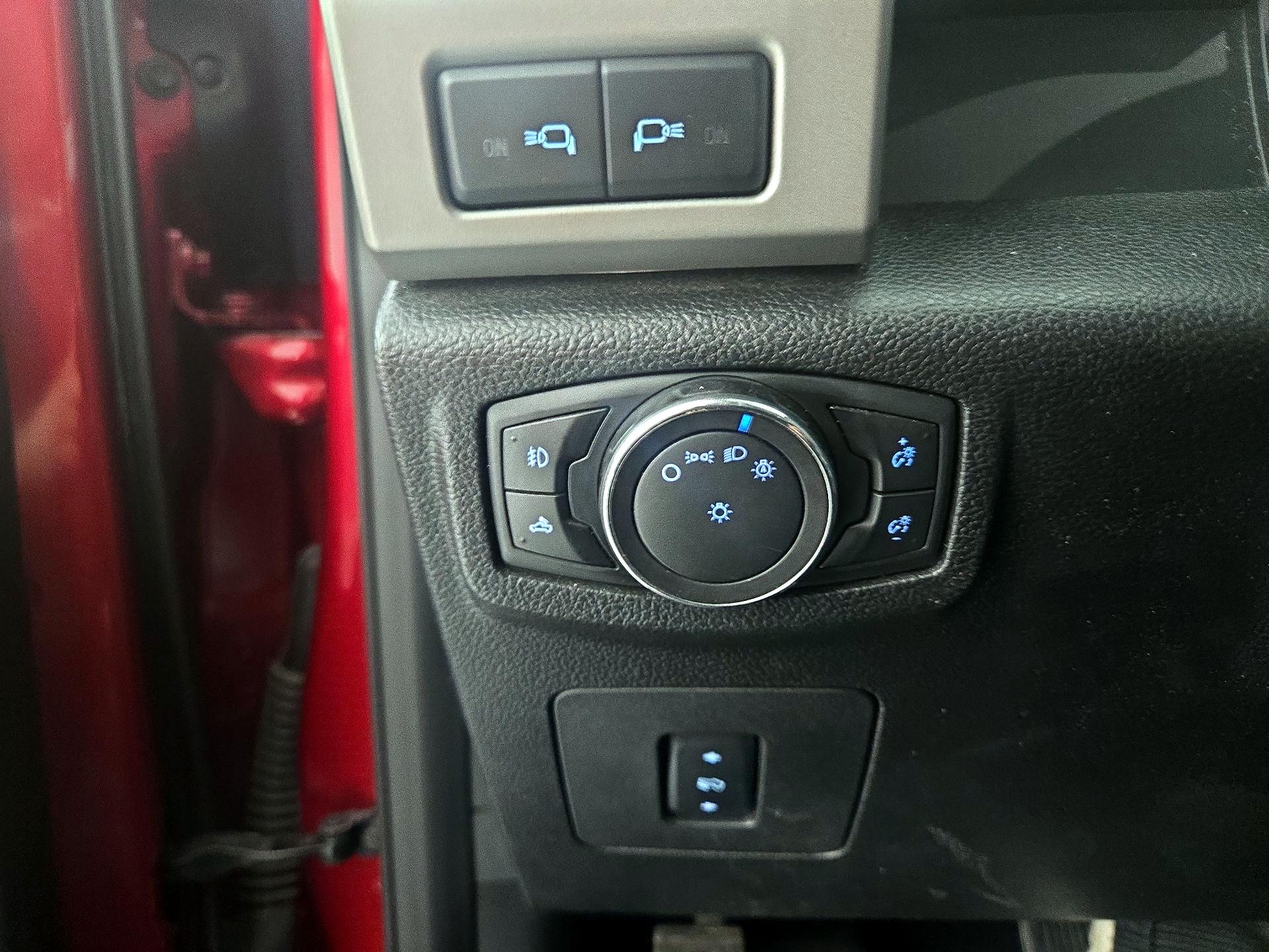 Thumbnail: 2015 Ford F-150 - 13