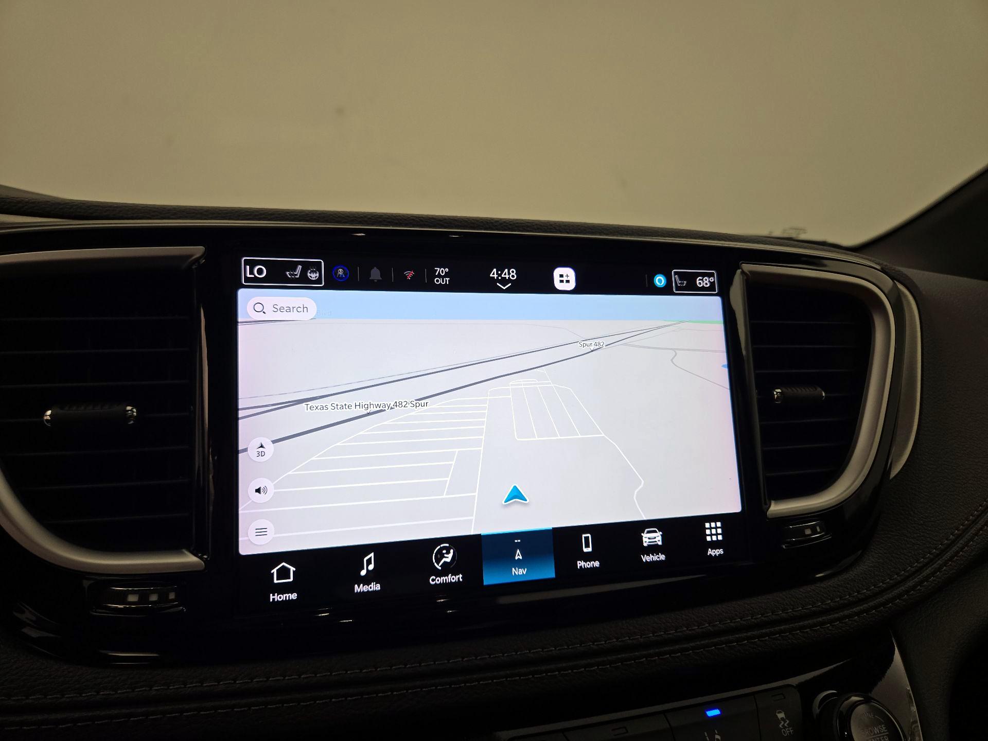Thumbnail: 2024 Chrysler Pacifica - 14
