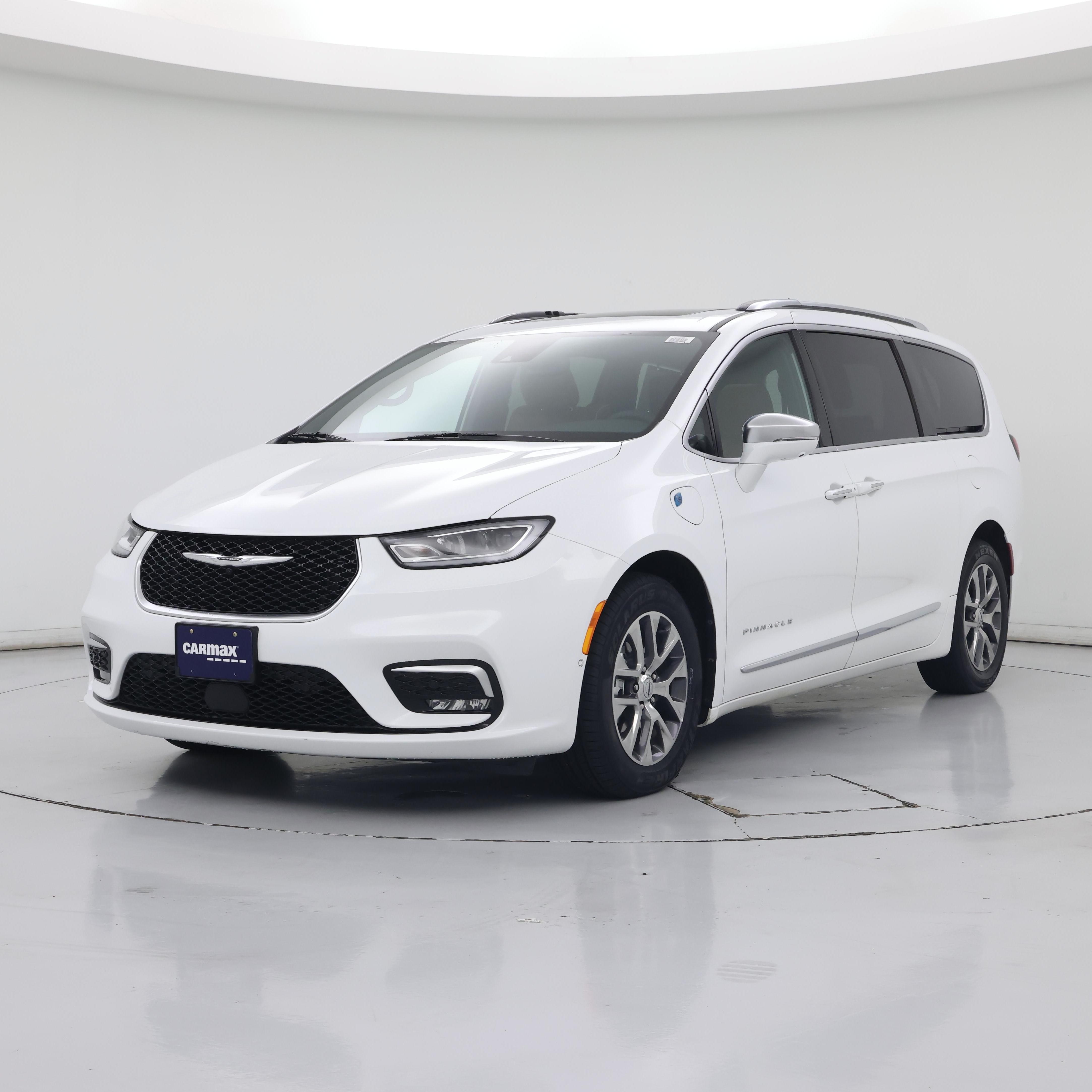 Thumbnail: 2024 Chrysler Pacifica - 4