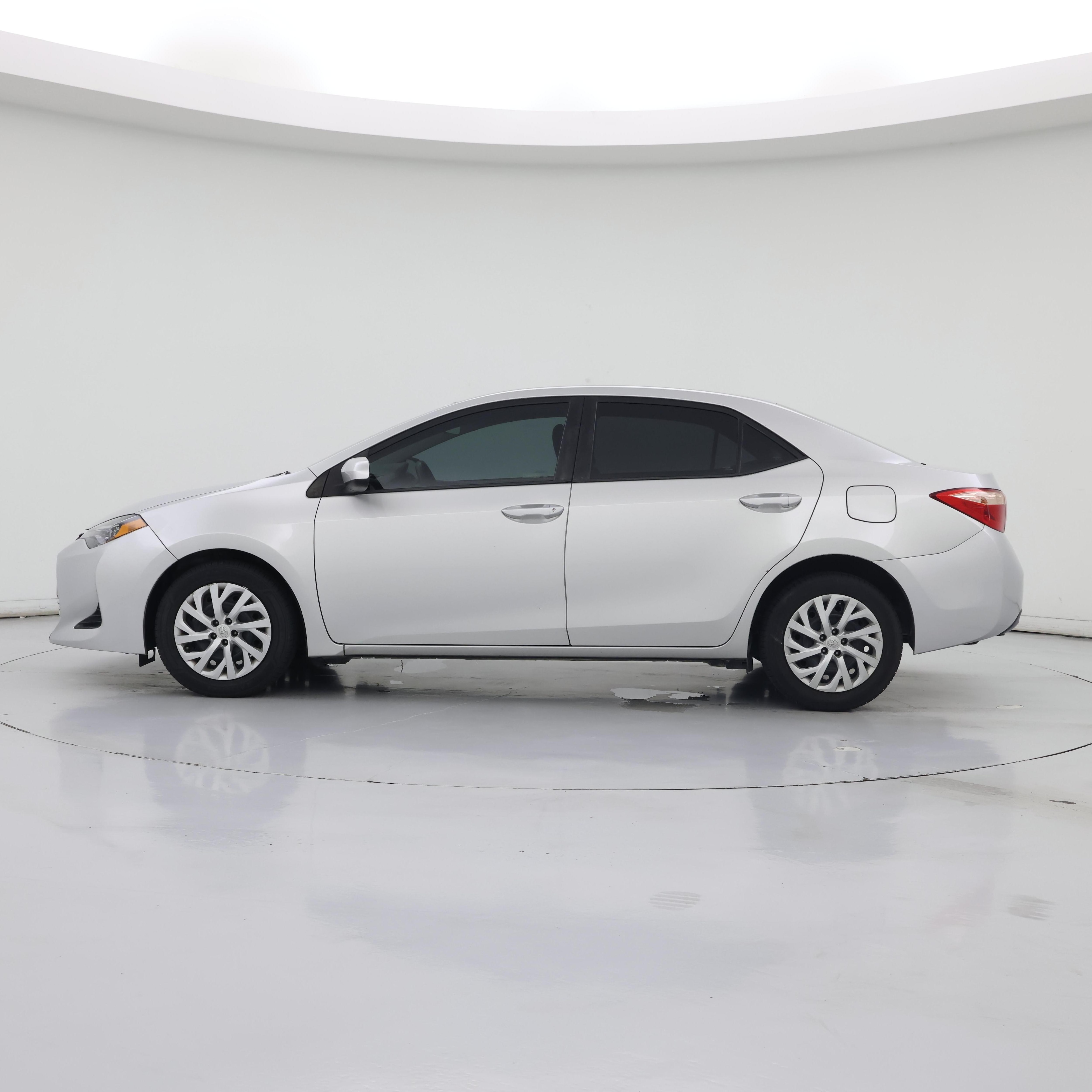 Thumbnail: 2019 Toyota Corolla - 3