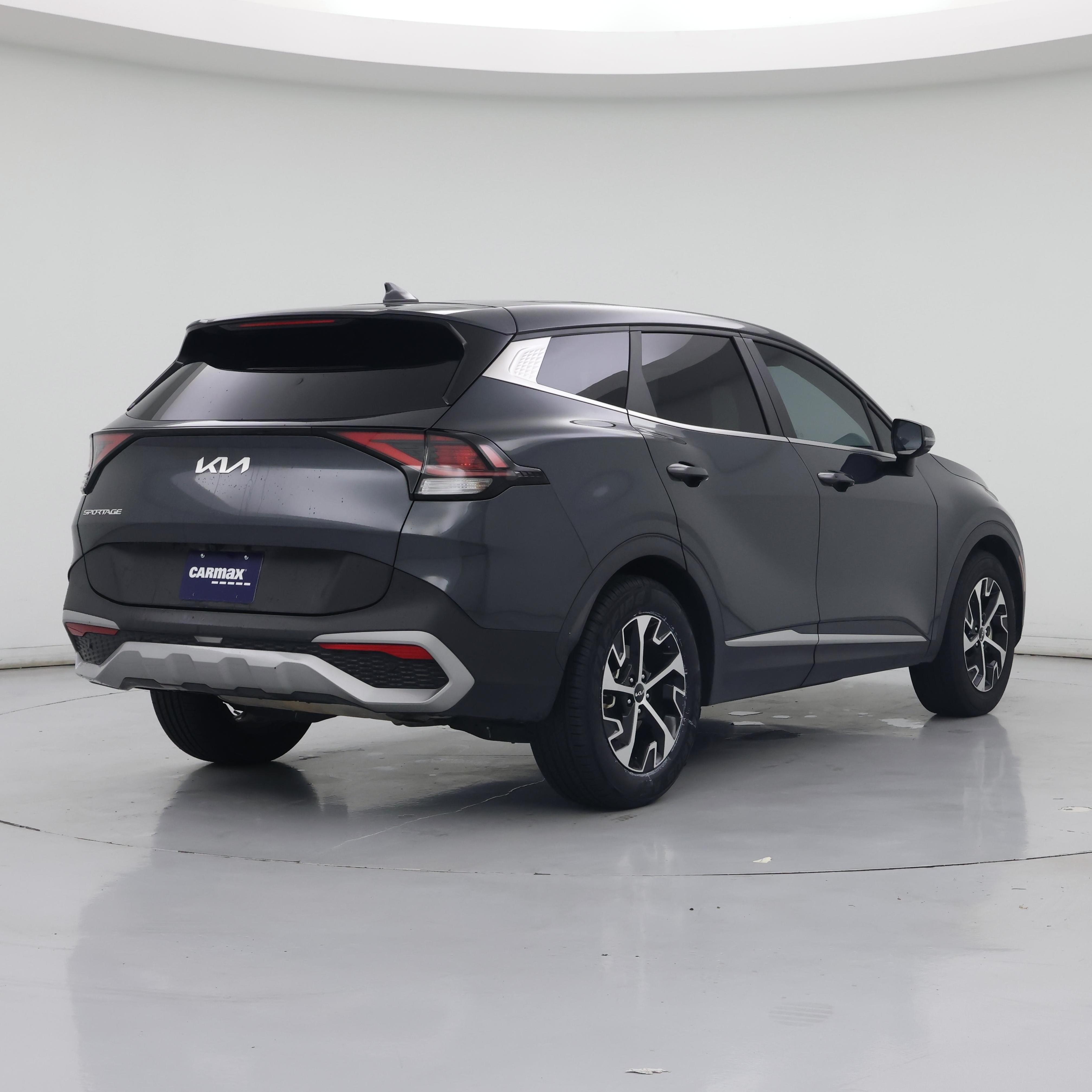 Thumbnail: 2023 Kia Sportage - 8