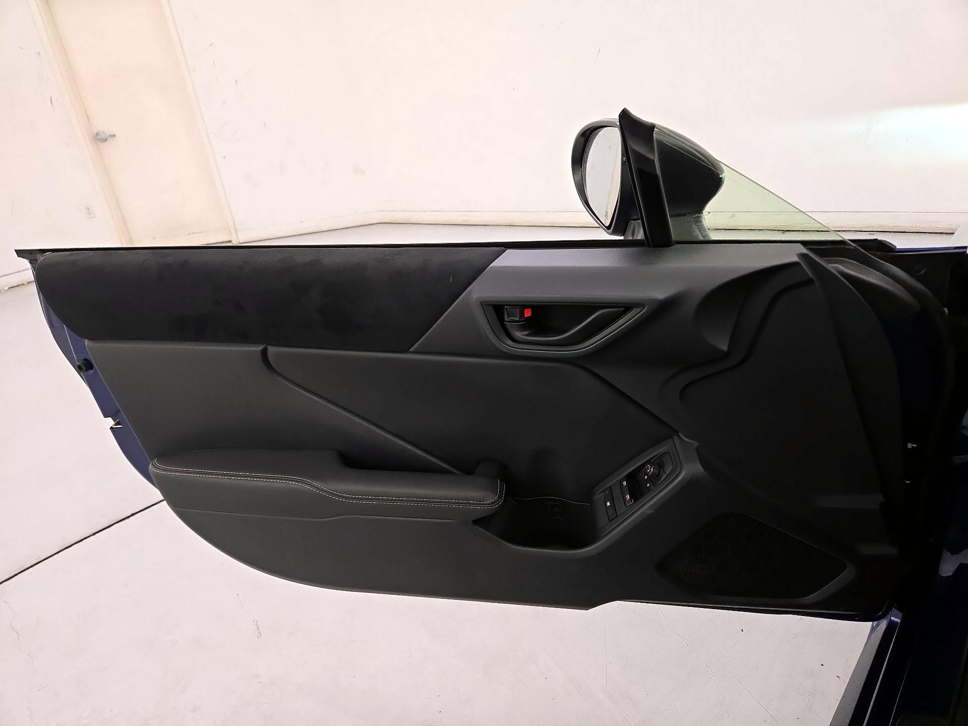 Thumbnail: 2025 Toyota GR86 - 12
