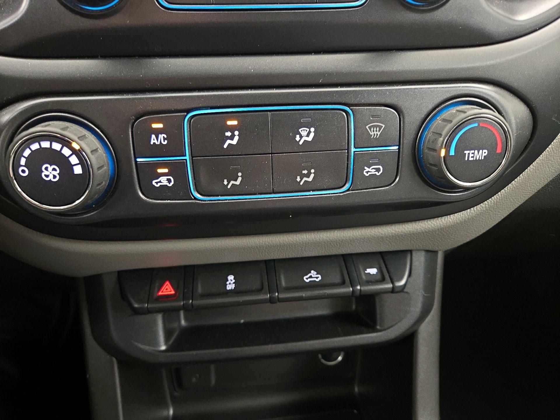 Thumbnail: 2017 Chevrolet Colorado - 16