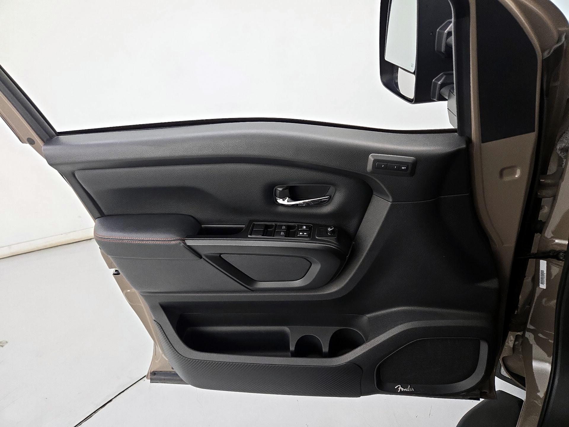 Thumbnail: 2023 Nissan Titan - 12