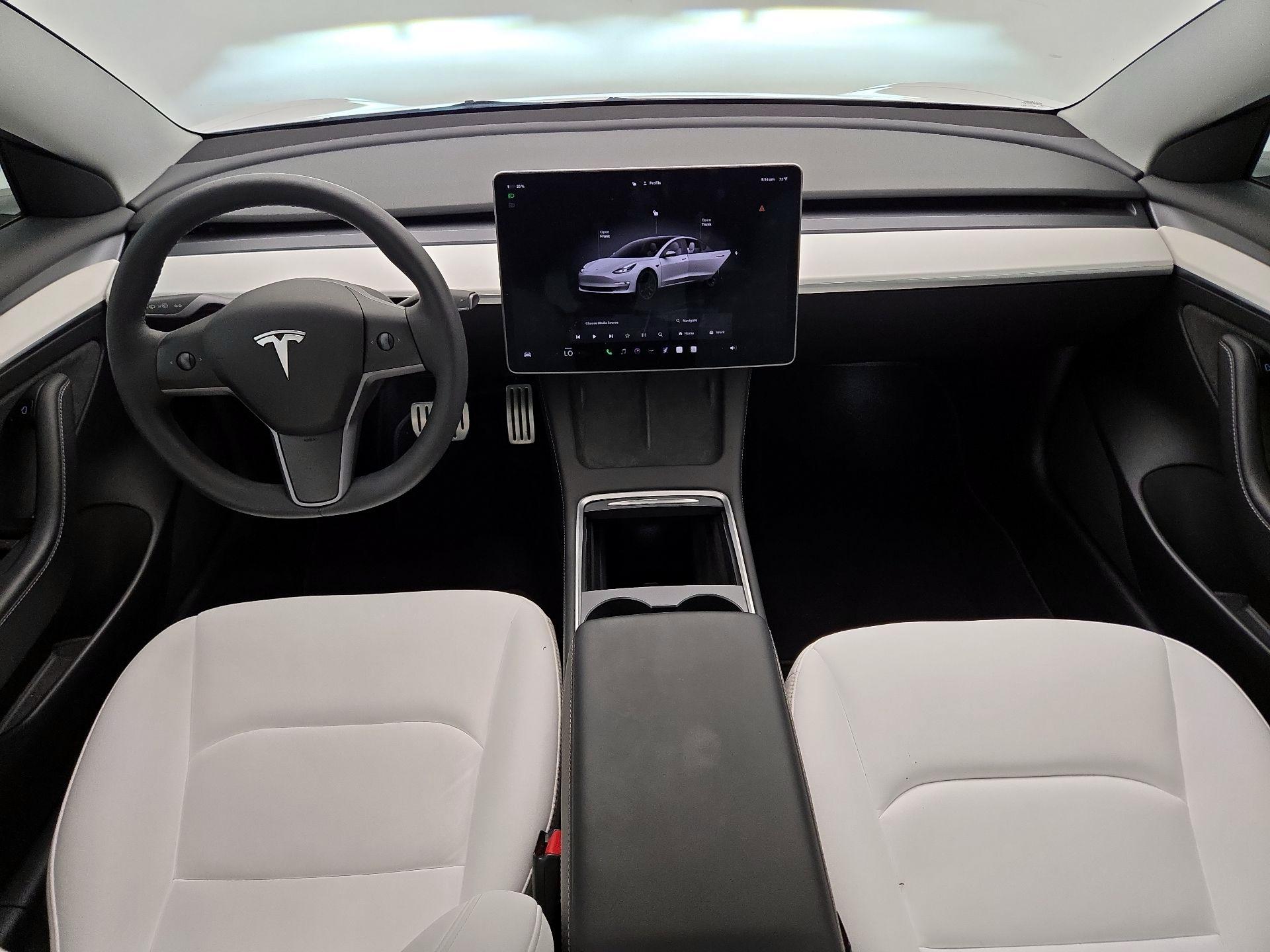 Thumbnail: 2023 Tesla Model 3 - 9