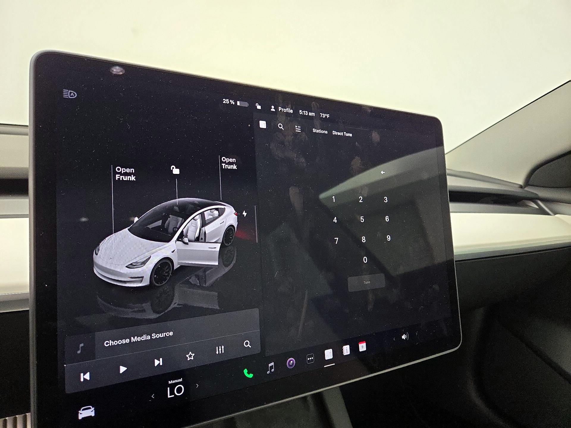 Thumbnail: 2023 Tesla Model 3 - 15