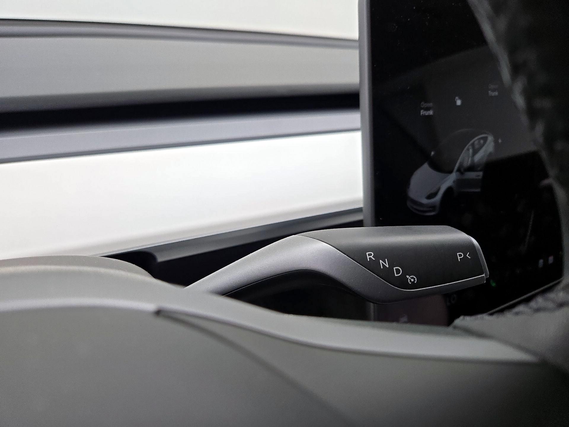 Thumbnail: 2023 Tesla Model 3 - 17