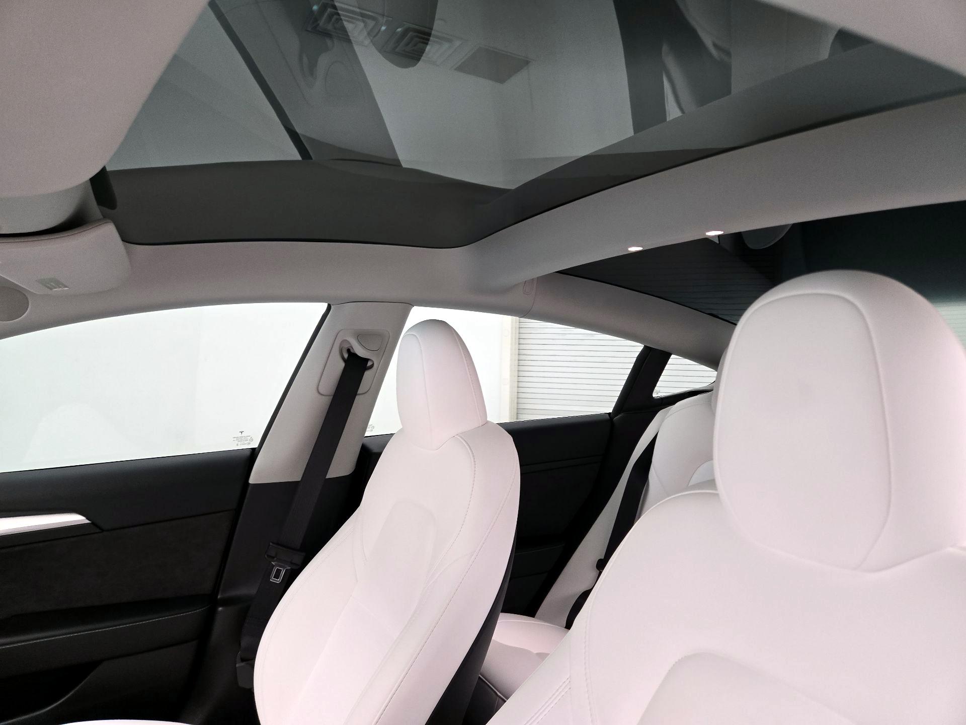 Thumbnail: 2023 Tesla Model 3 - 19