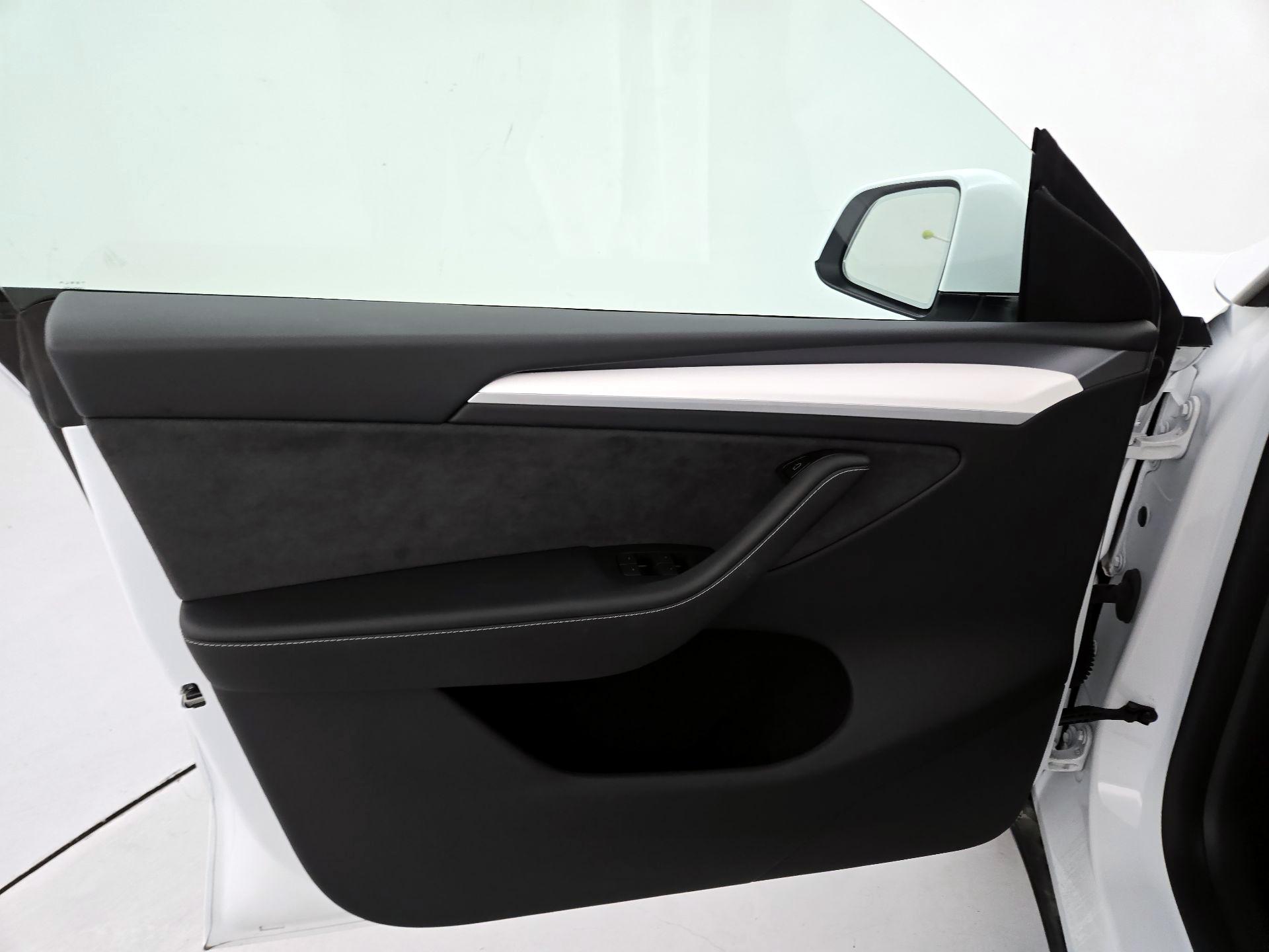 Thumbnail: 2024 Tesla Model Y - 12