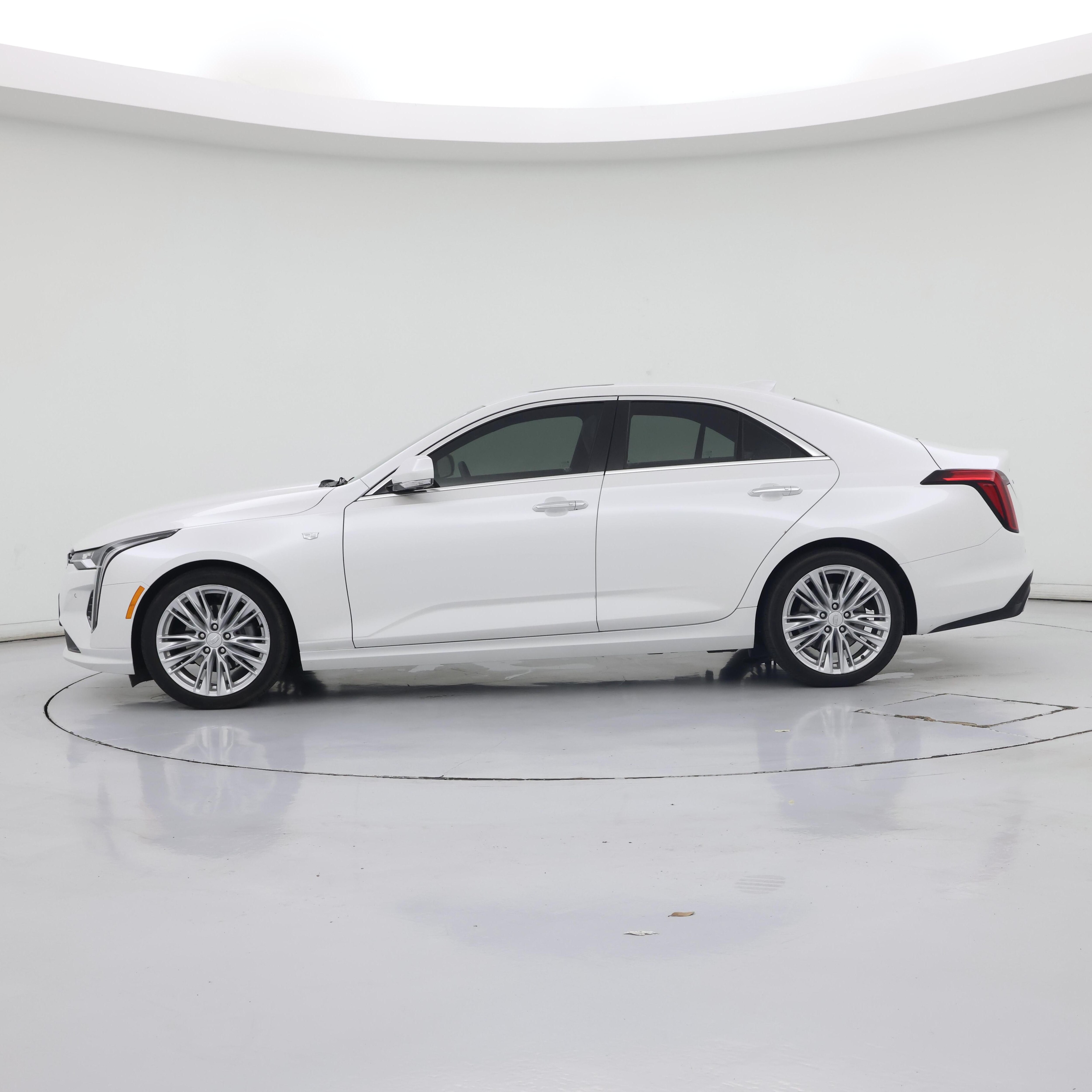 Thumbnail: 2025 Cadillac CT4 - 3