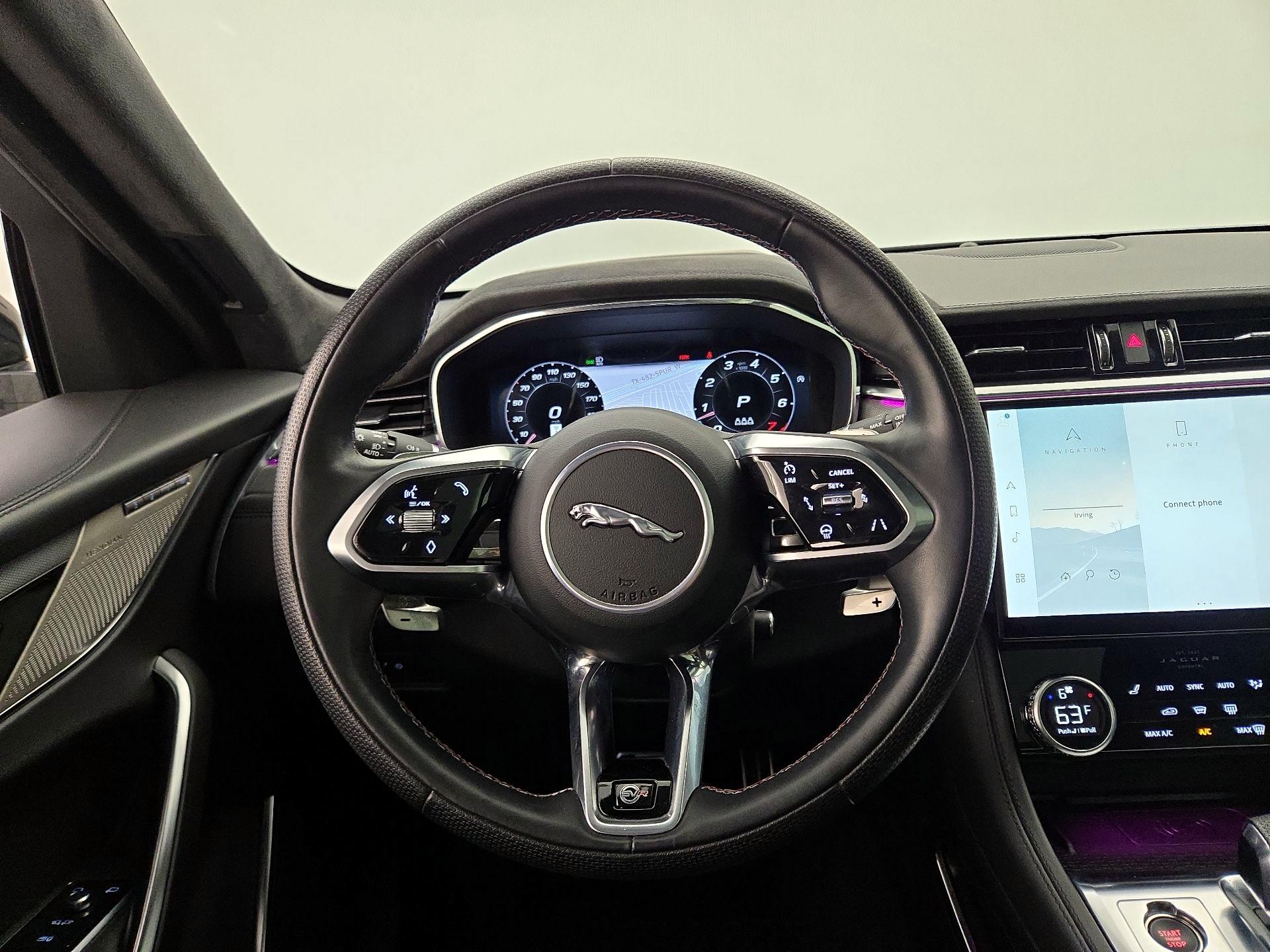 Thumbnail: 2023 Jaguar F-Pace - 10