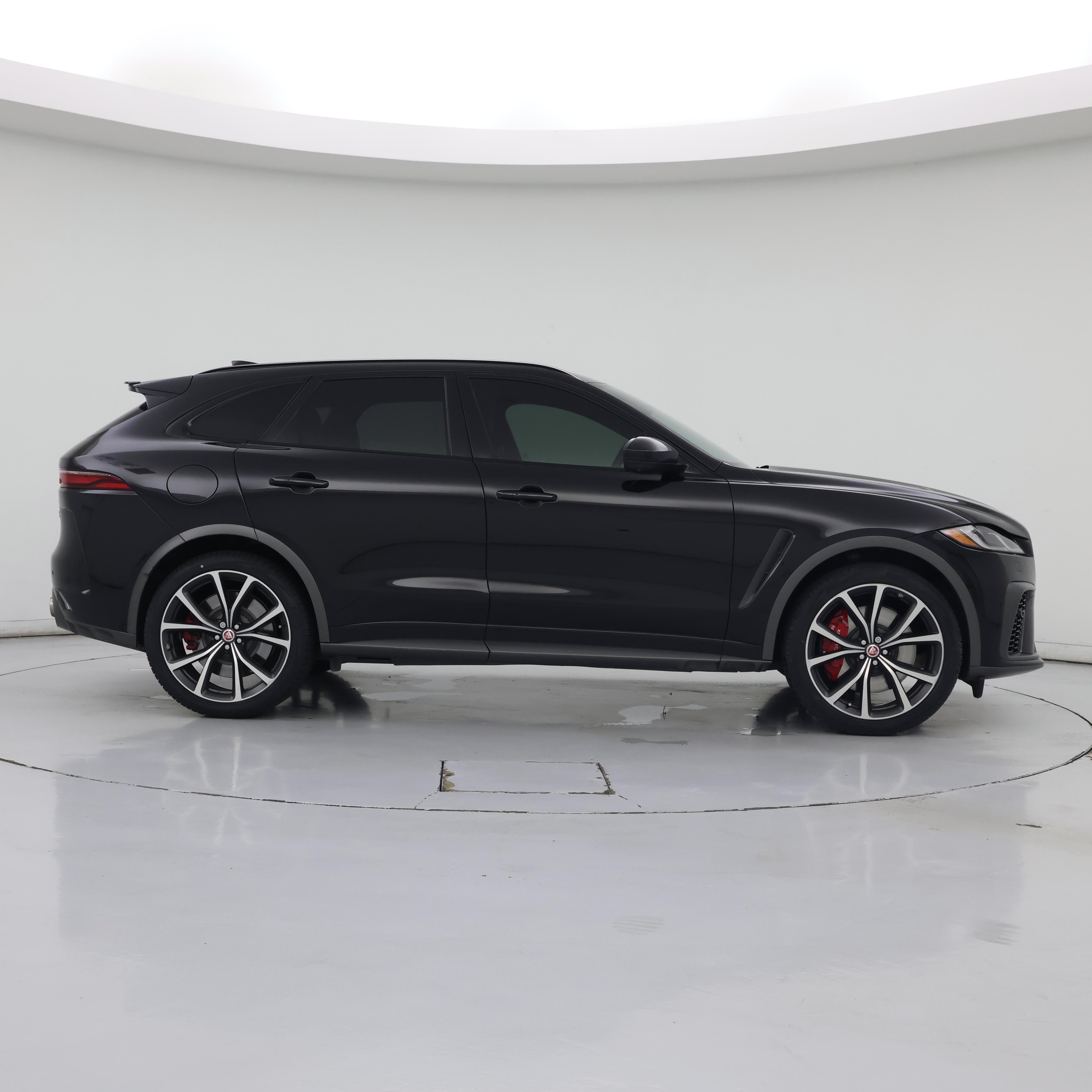 Thumbnail: 2023 Jaguar F-Pace - 7