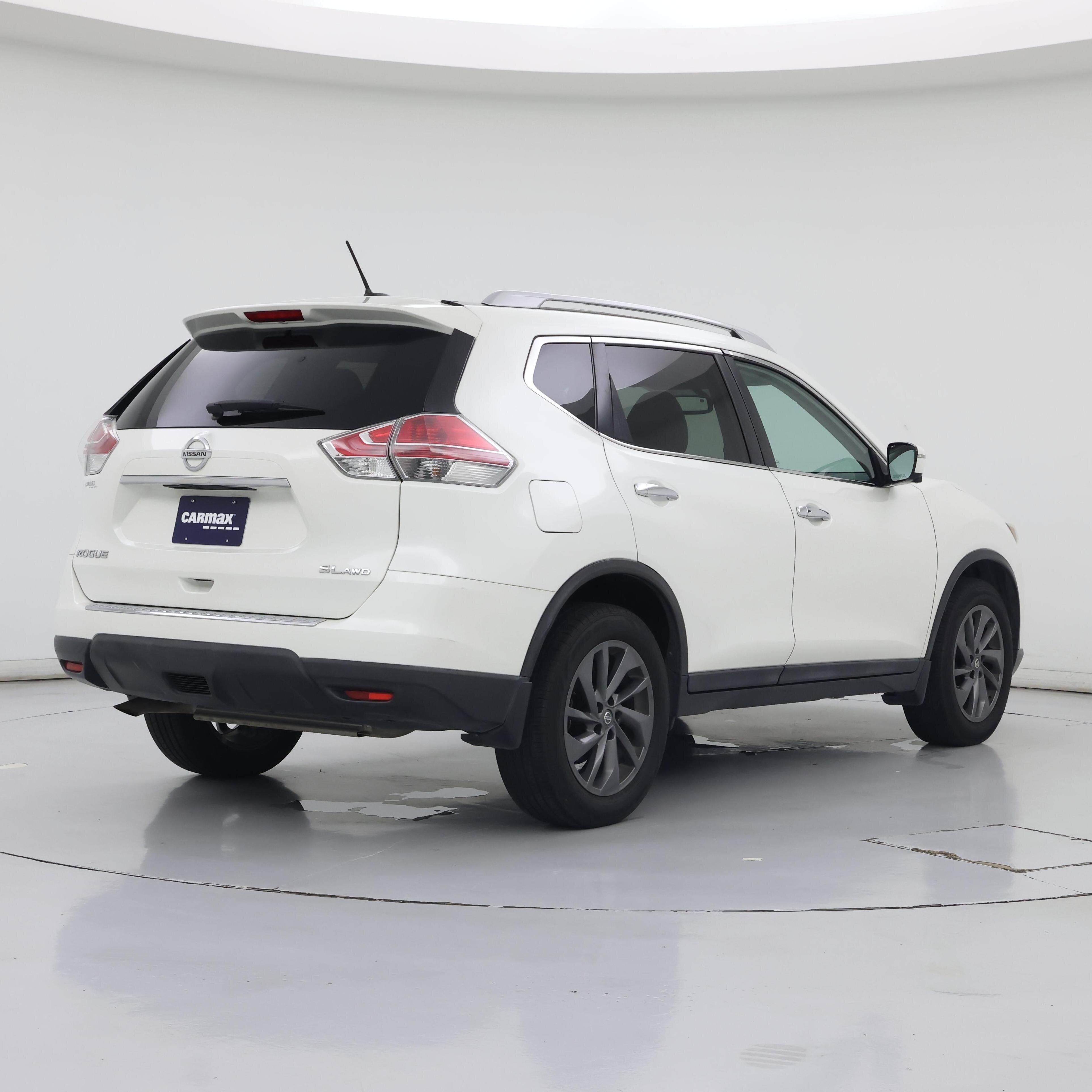 Thumbnail: 2016 Nissan Rogue - 8