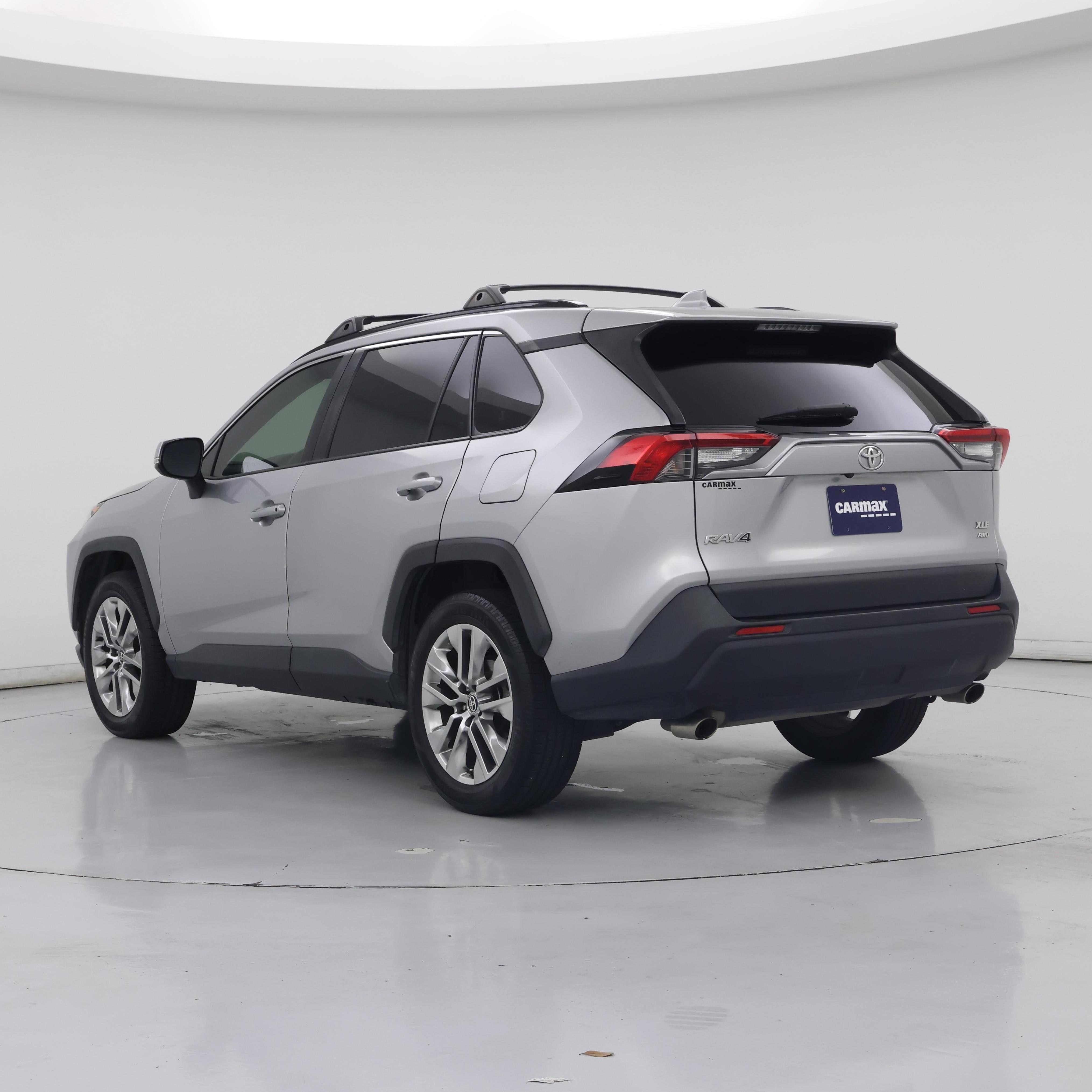 Thumbnail: 2020 Toyota RAV4 - 2