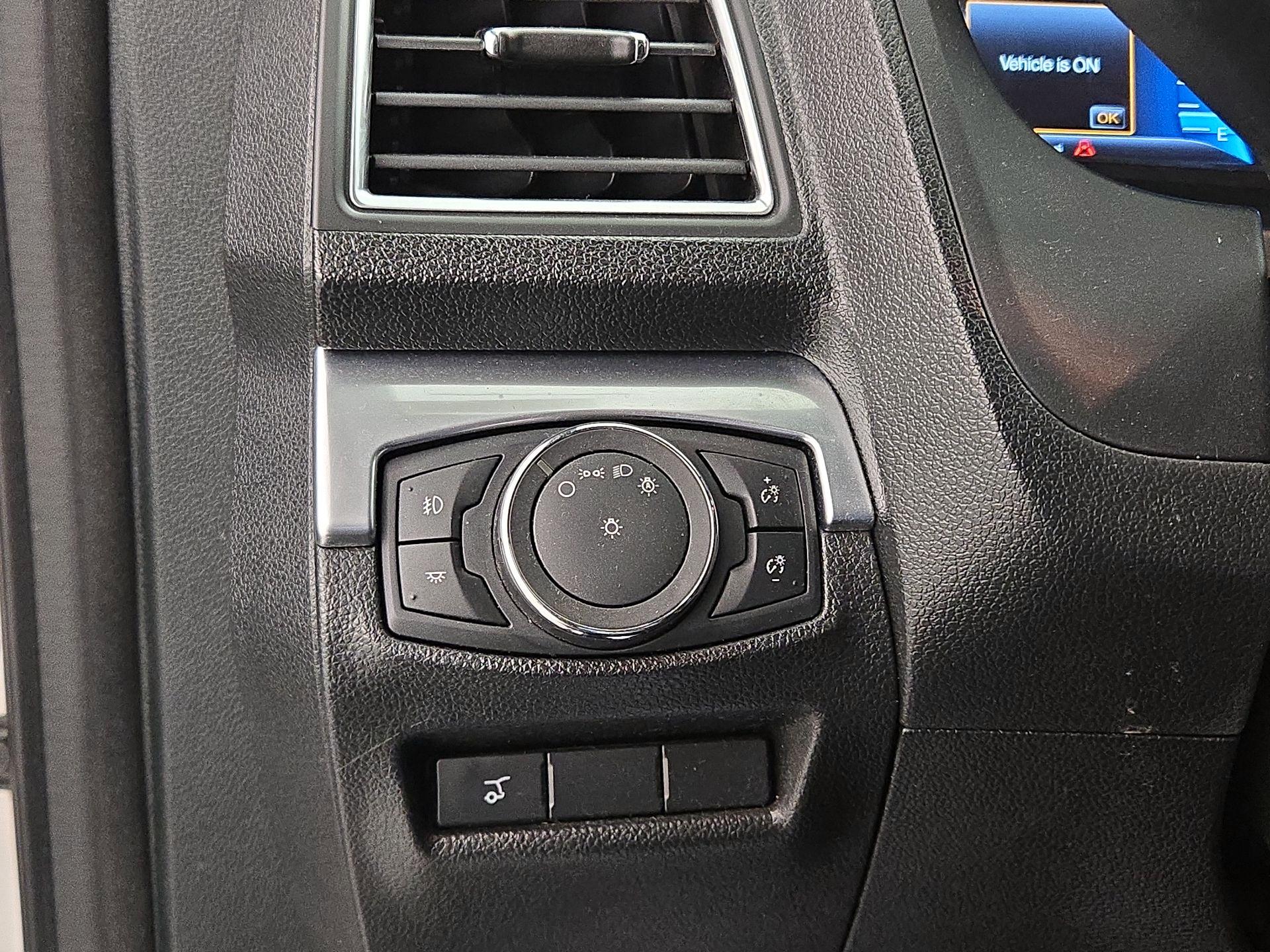 Thumbnail: 2018 Ford Explorer - 13